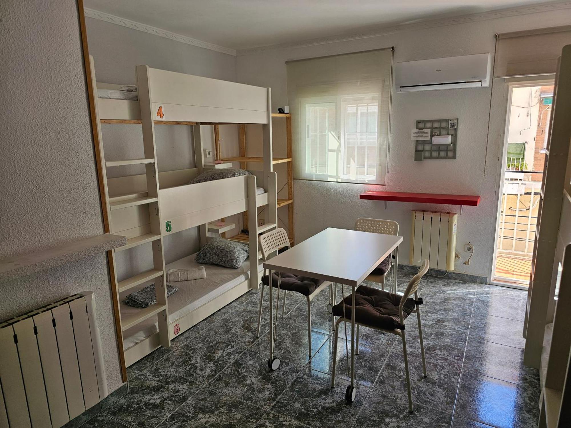 Habitación Familiar Habitación en casa particular Madrid