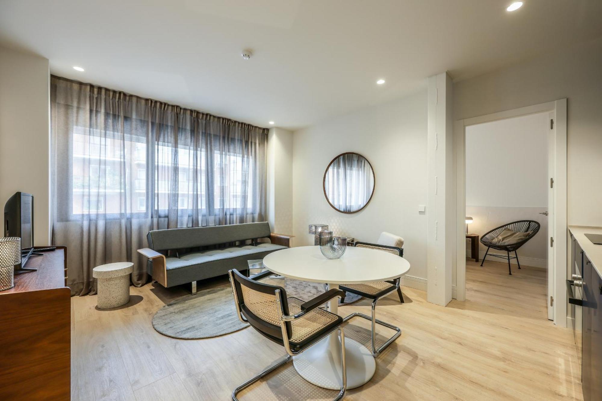 Apartamento Amazinn Places Palacio Real *