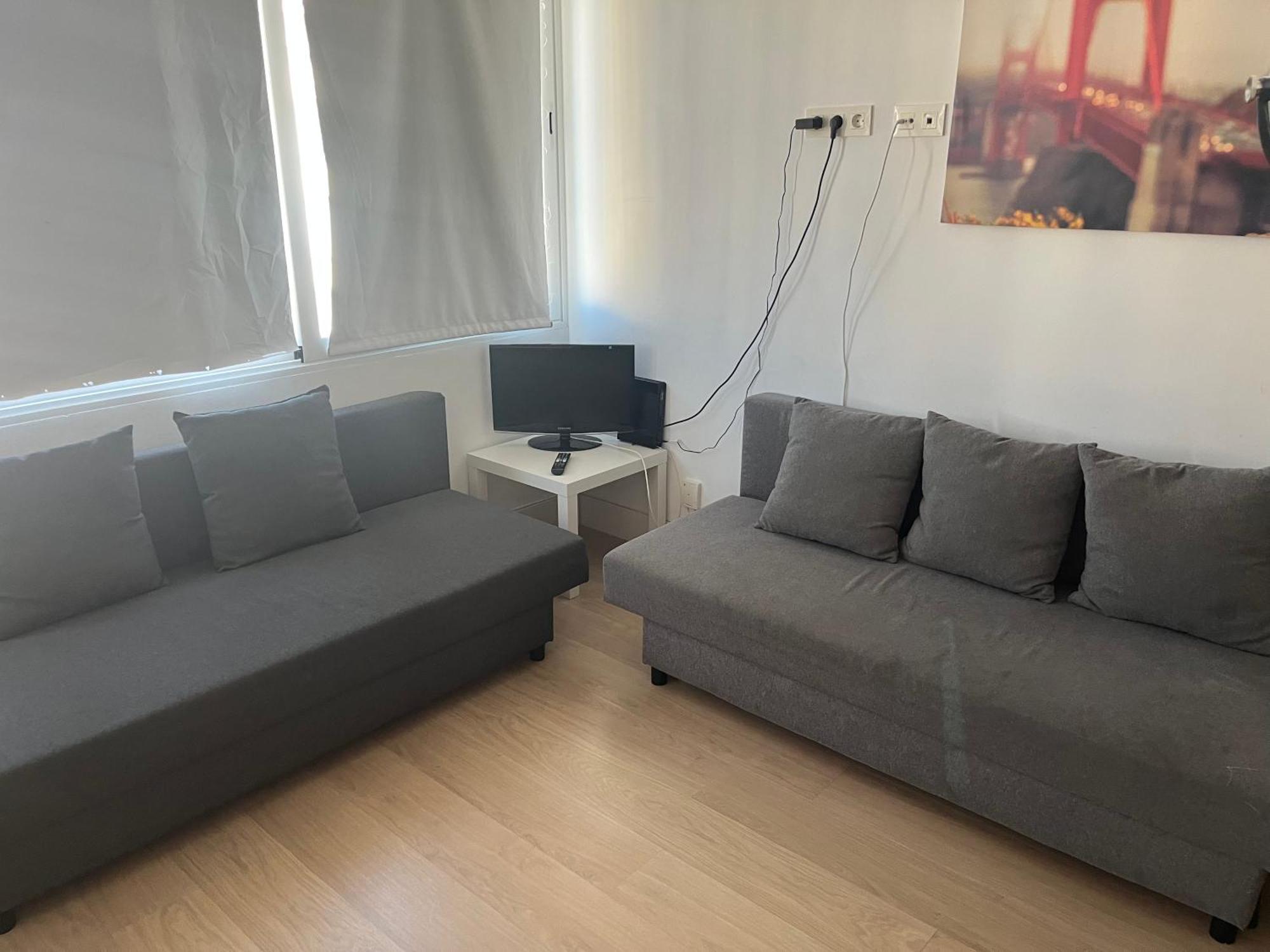 Apartamento Pisos Con Piscina Barrio Exclusivo-wizinkcenter Madrid