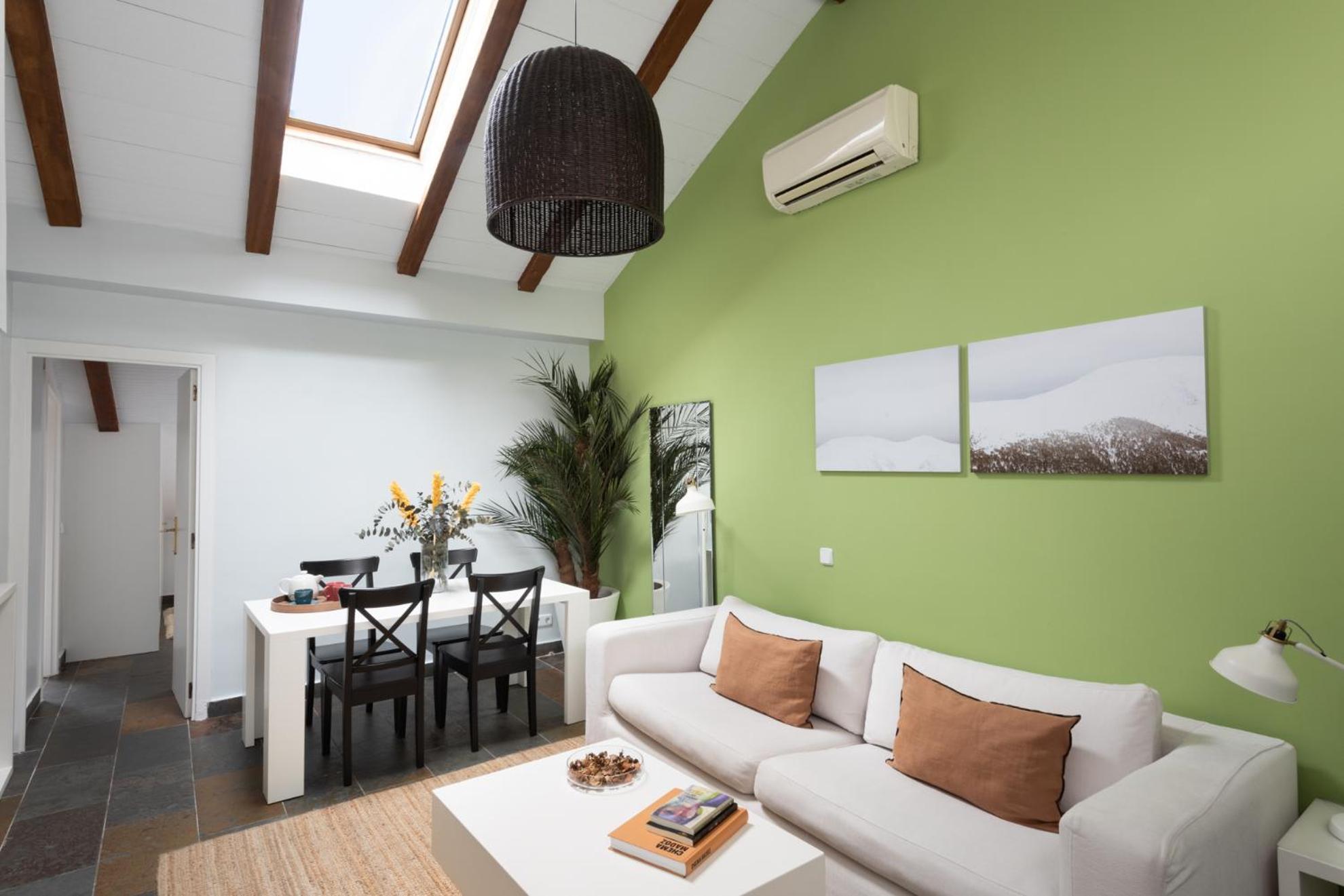 Carretas Attics Apartamento *