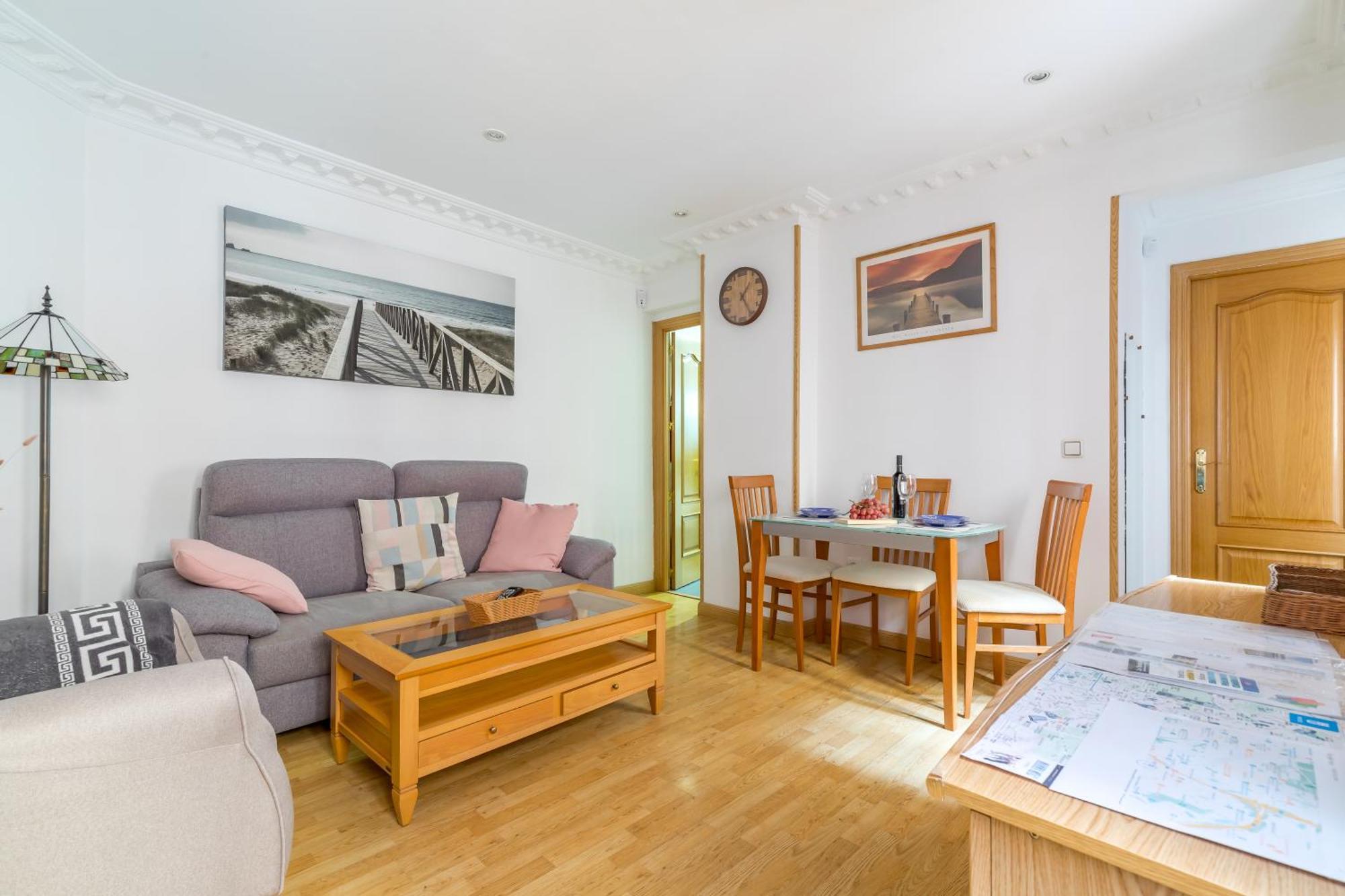 Confortable Y Funcional En Vallecas Apartamento