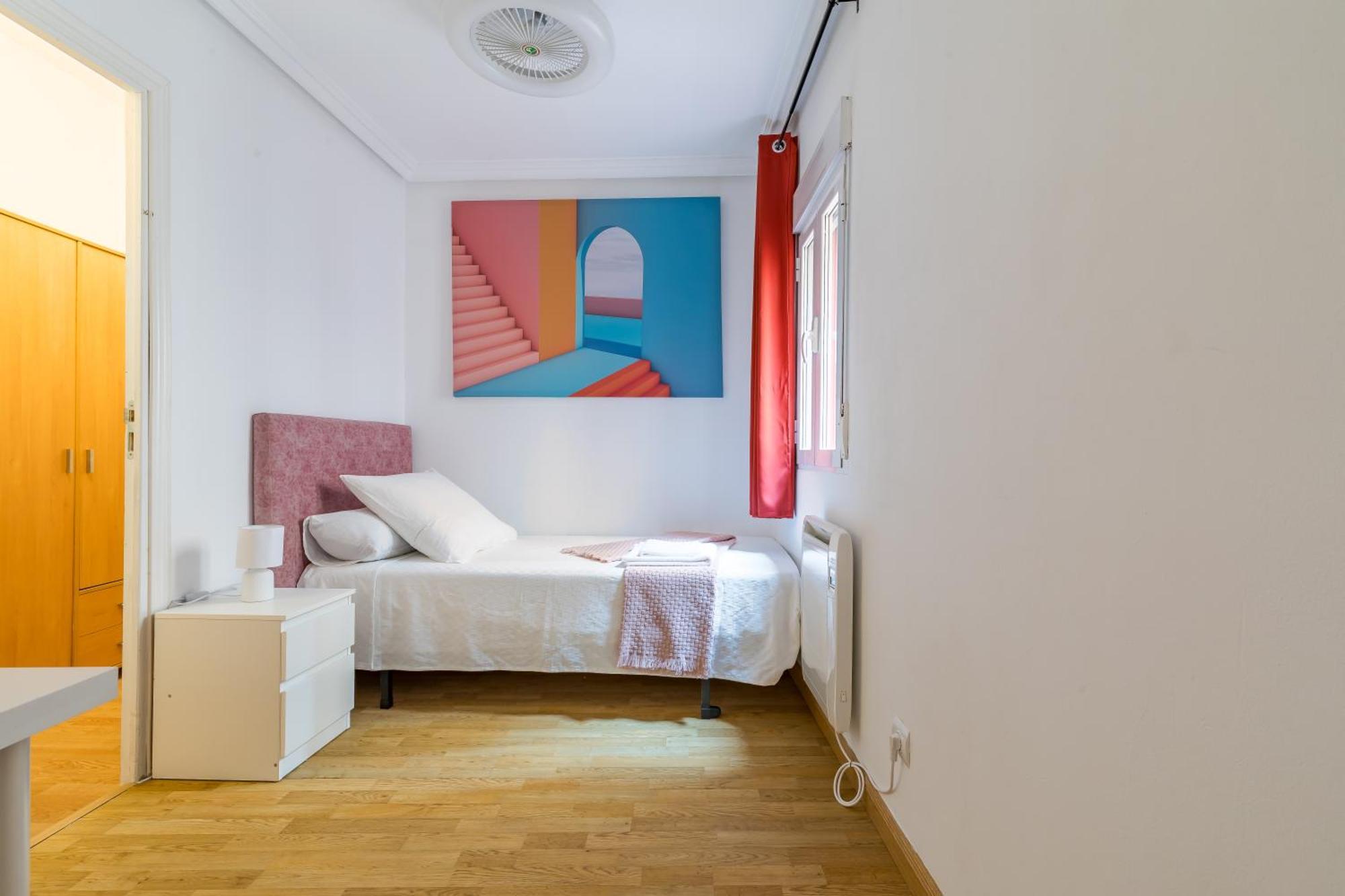 Confortable Y Funcional En Vallecas Apartamento *