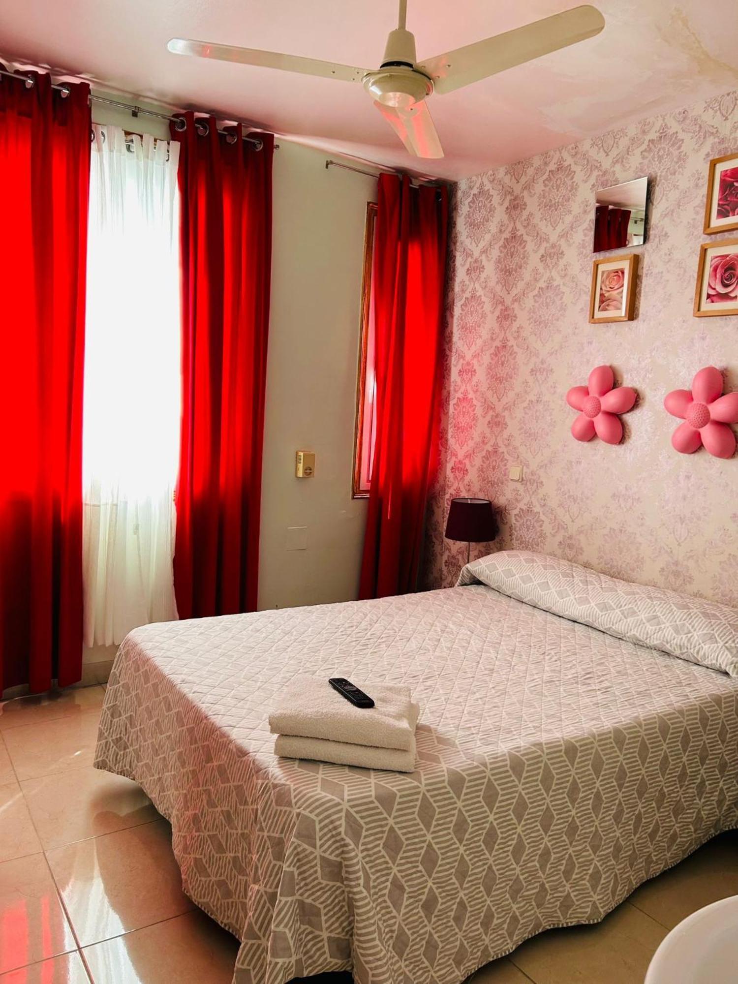 Casa De Huespedes Dolce Madrid