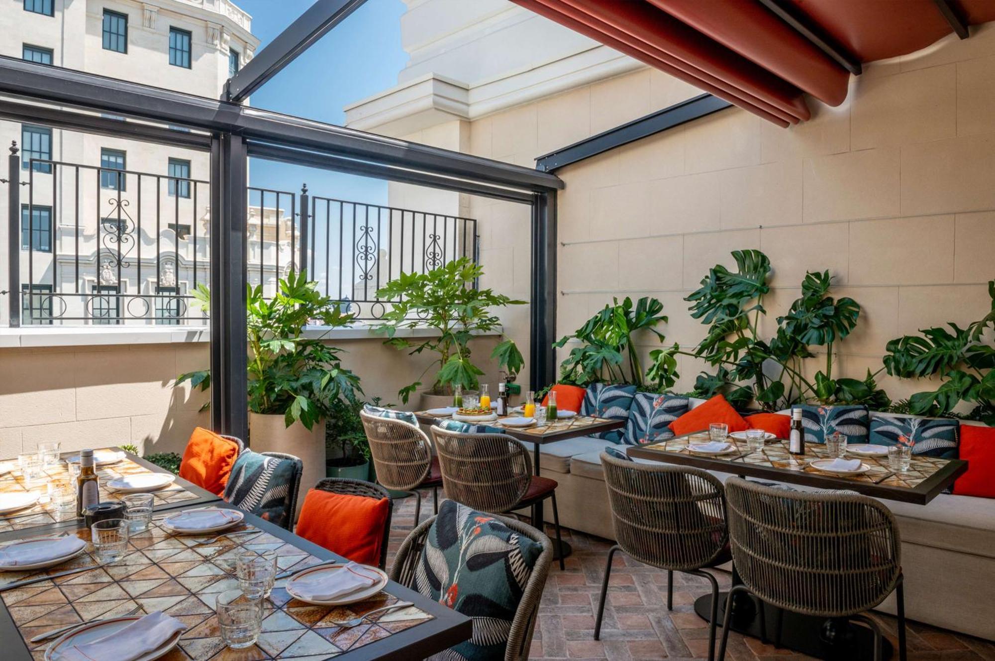 Montera Madrid, Curio Collection By Hilton Hotel Madrid
