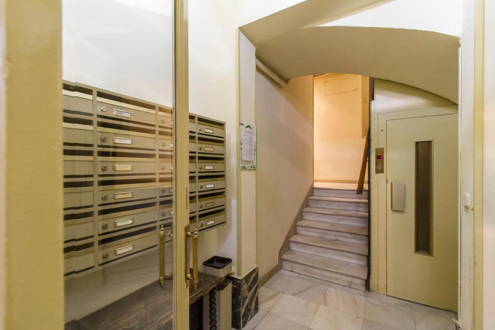Apartamento Centrico Y Moderno. Chamberi. 4 Personas, 2 Banos *