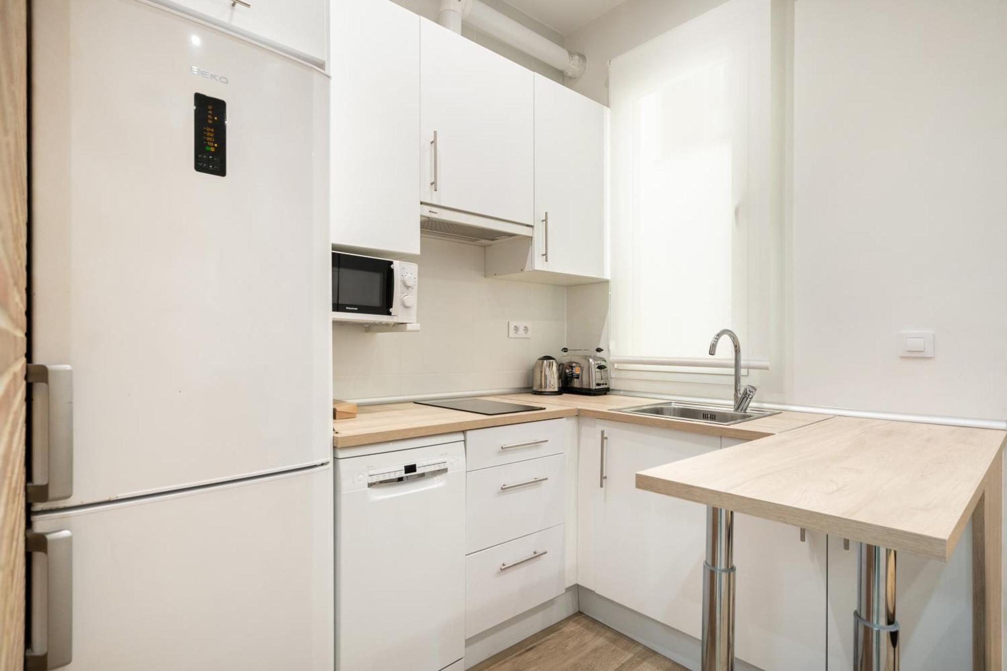 Velarde, Confort Para 2 En Barrio Malasana Apartment Madrid