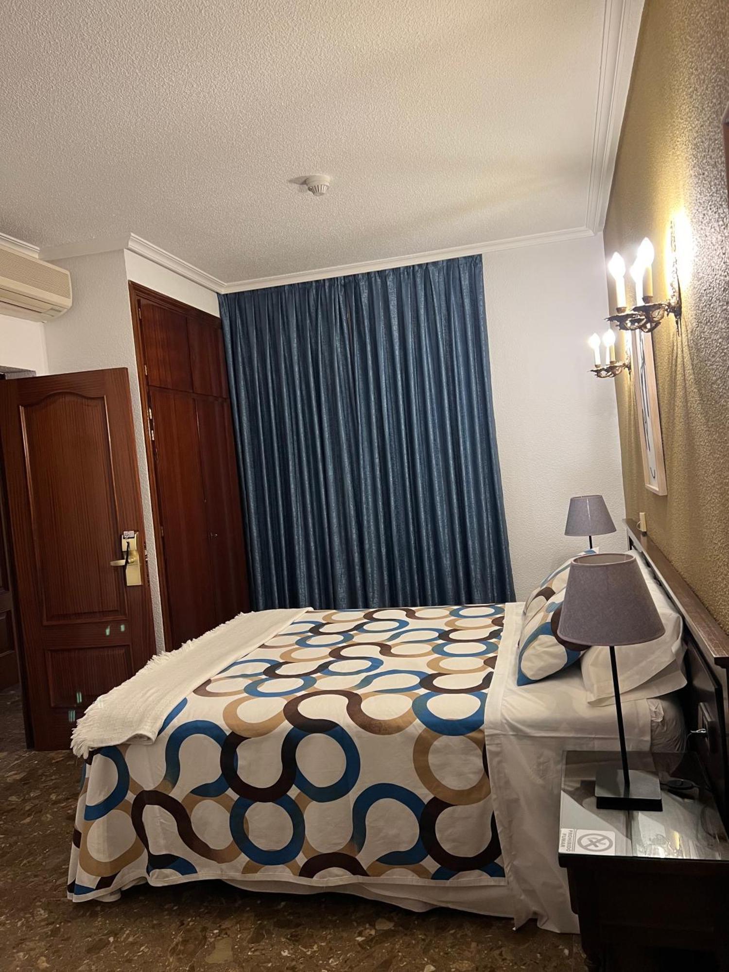 Guest house Sonsoles Madrid-centro 2*