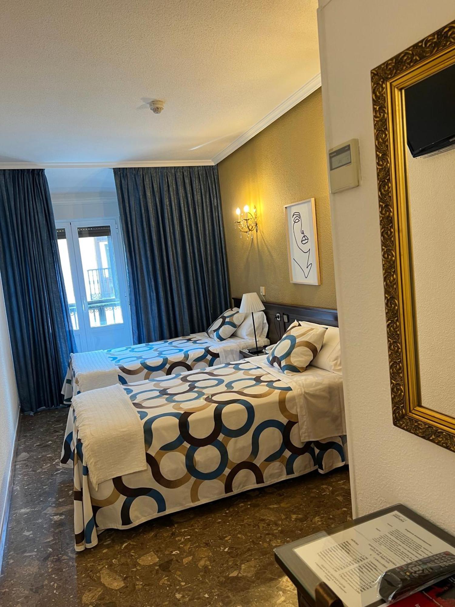 Sonsoles Madrid-centro 2*