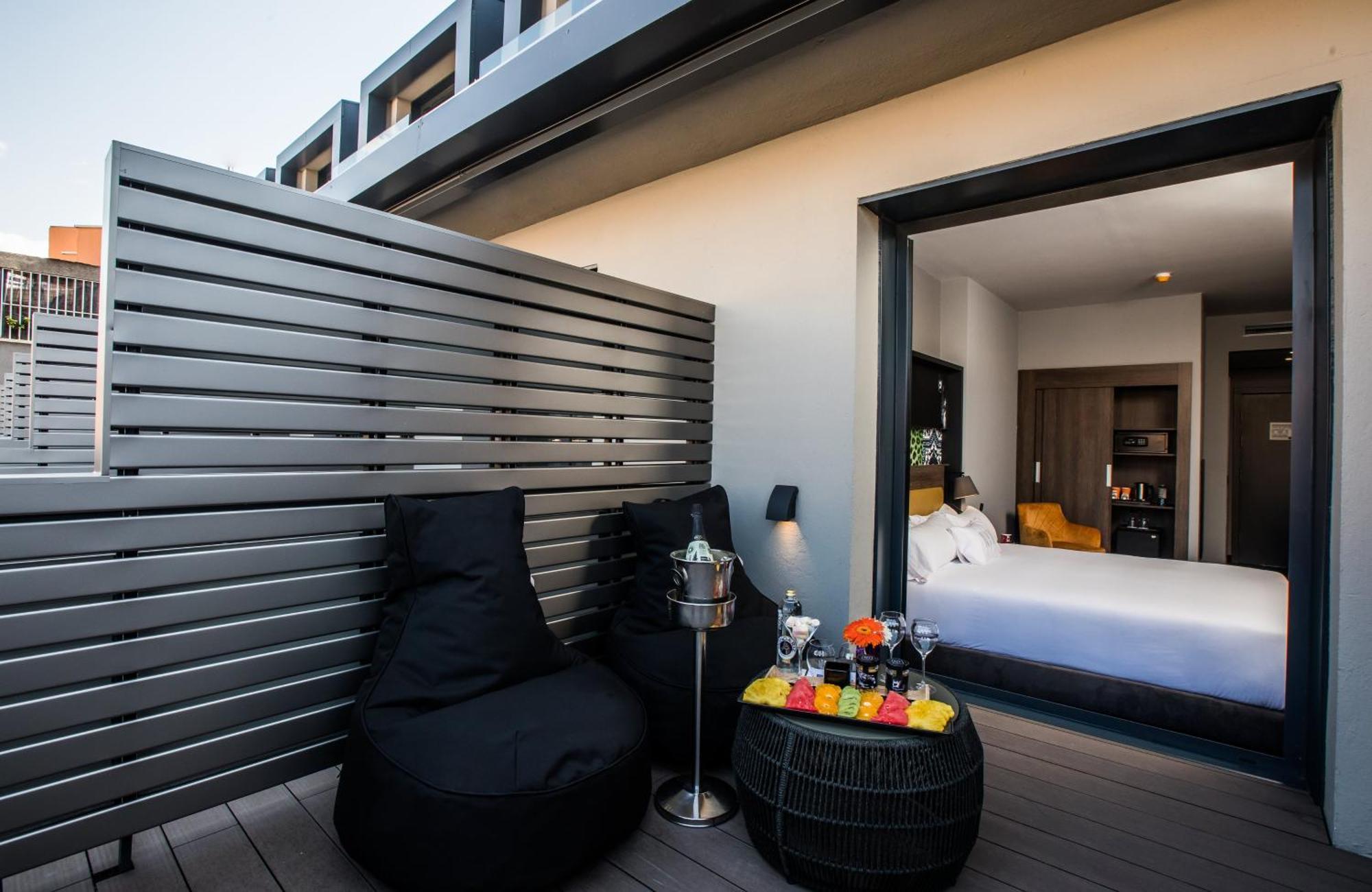 Hotel Nyx By Leonardo 4*
