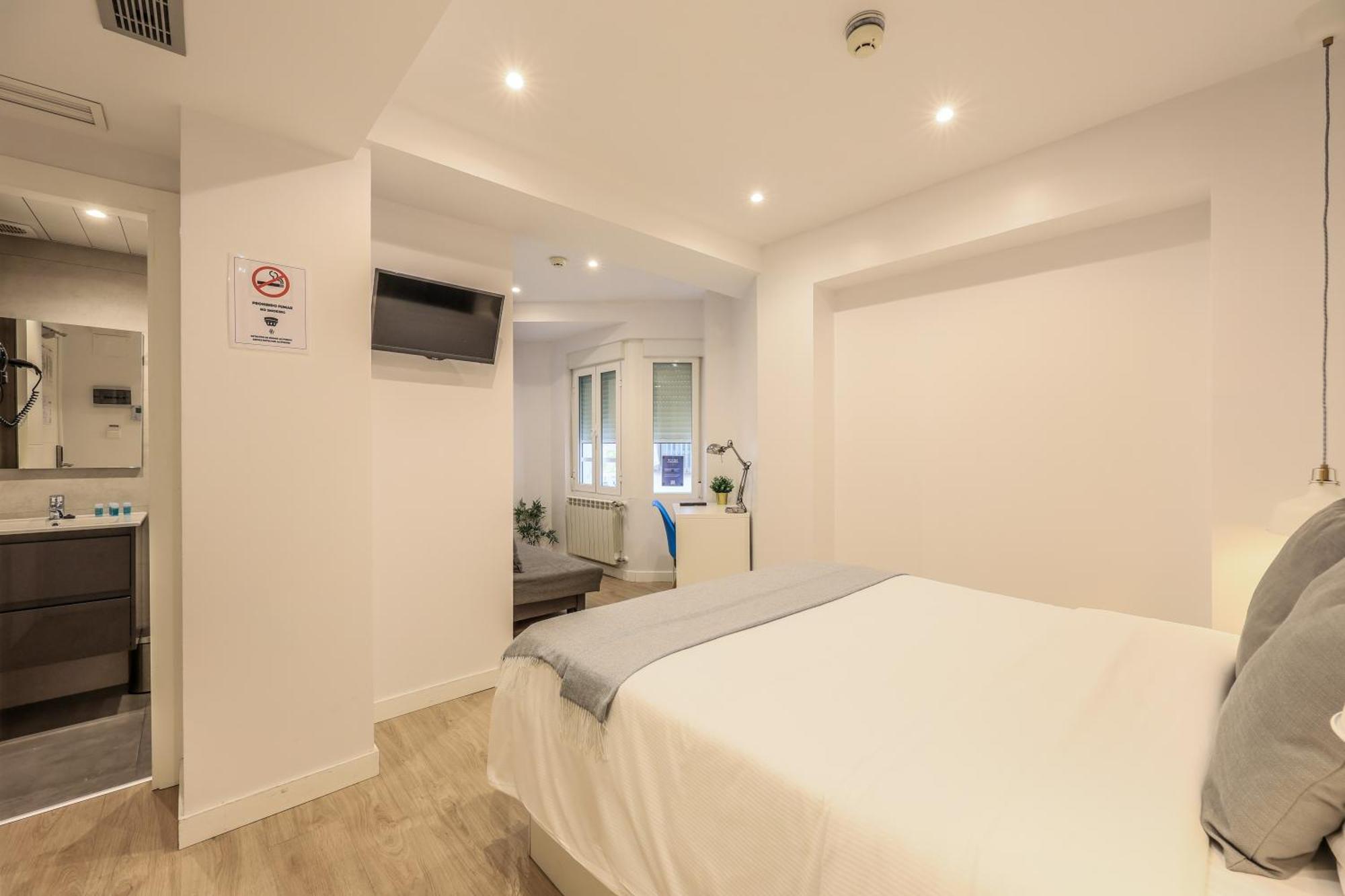 Apartamento Amazinn Places Blasco De Garay 113 Madrid