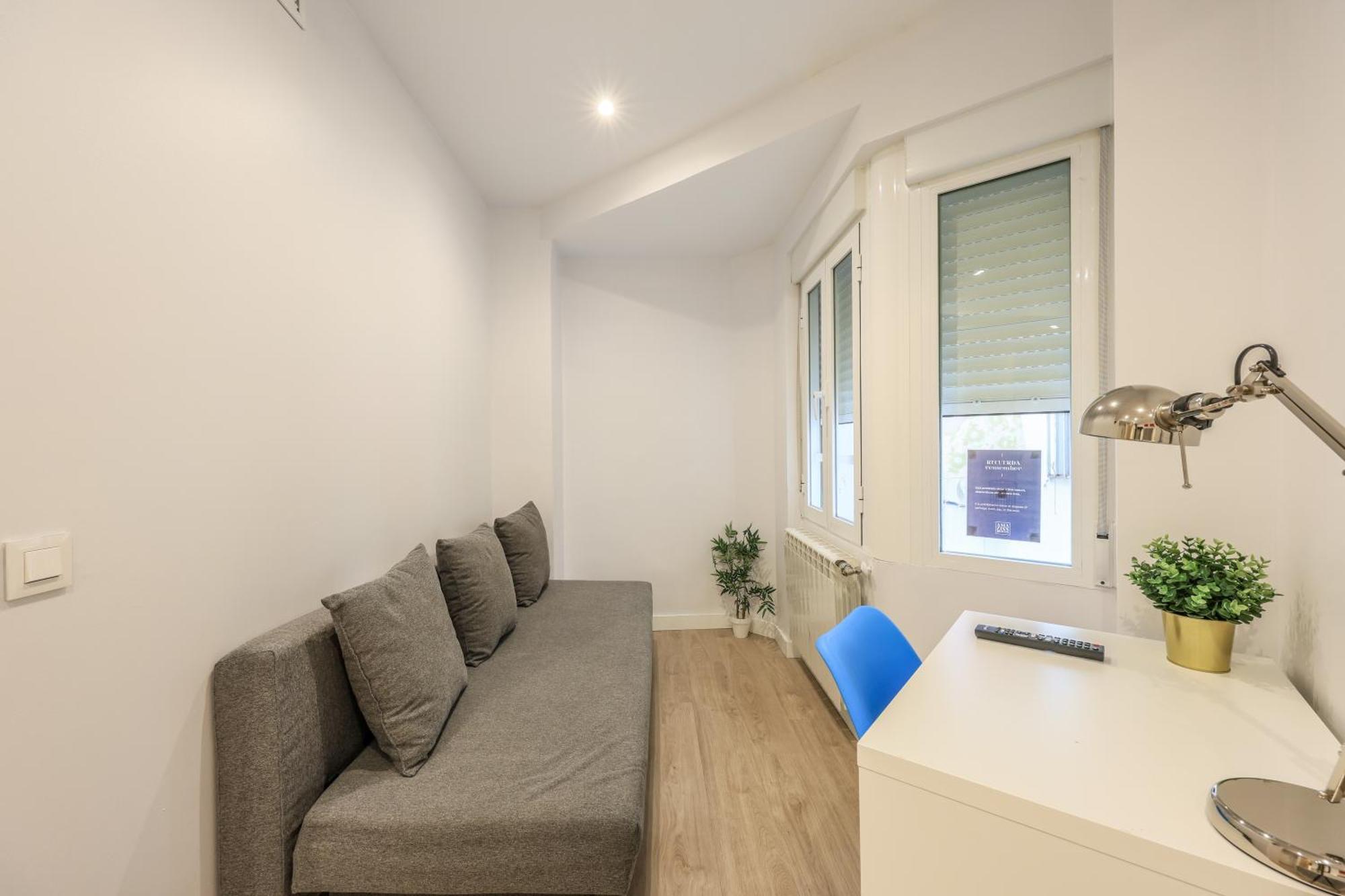 Apartamento Amazinn Places Blasco De Garay 113 Madrid