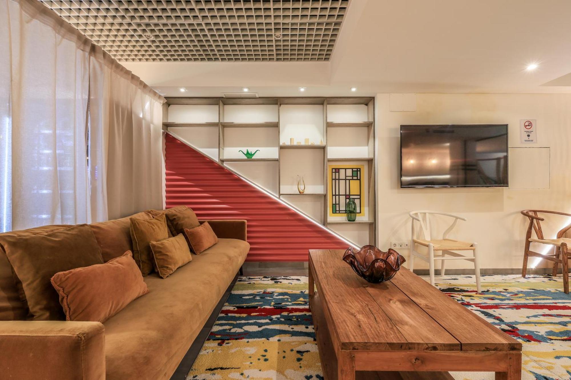 Amazinn Places Blasco De Garay 105 * Madrid