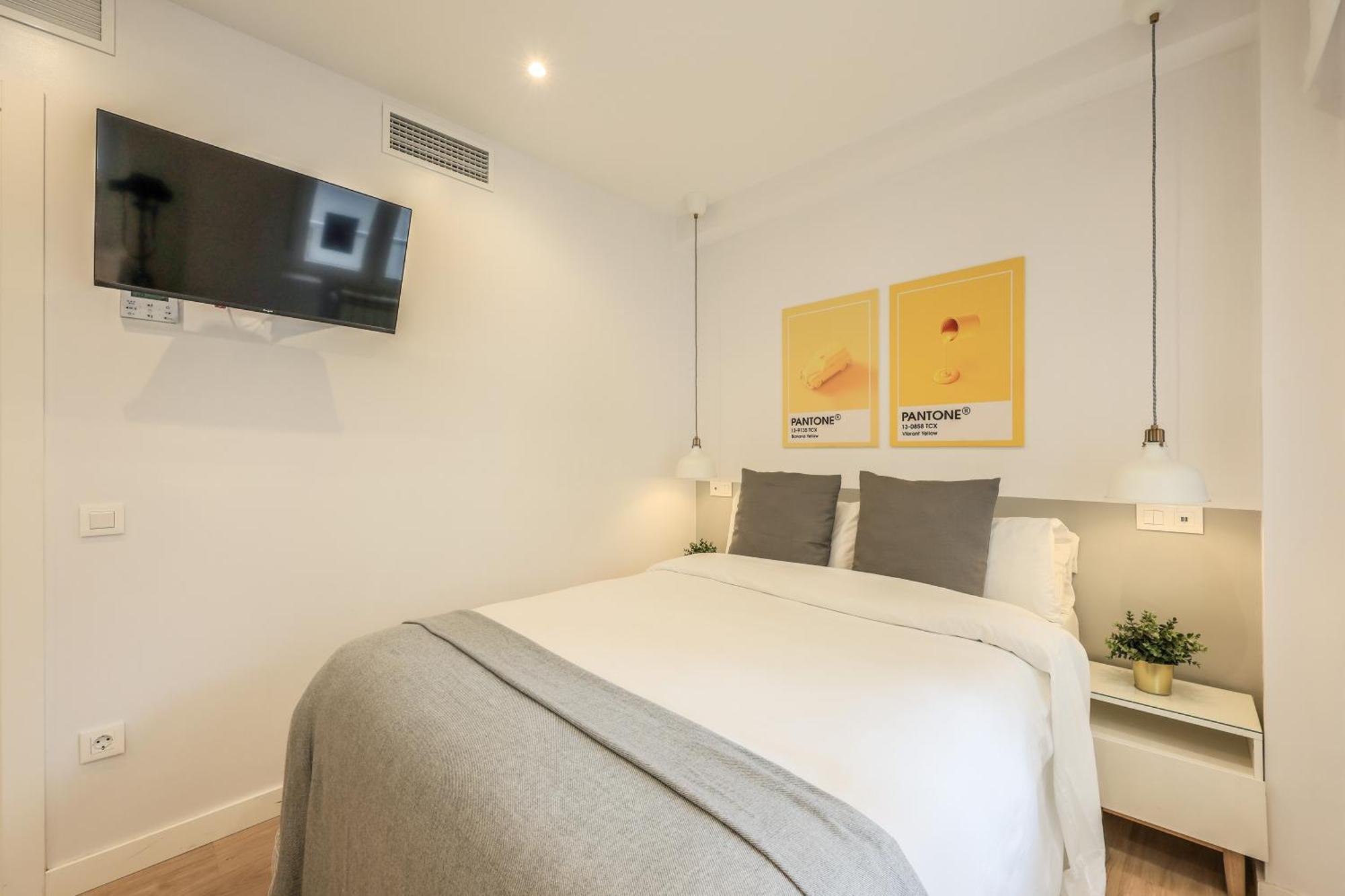 Guest house Amazinn Places Blasco De Garay 105 Madrid