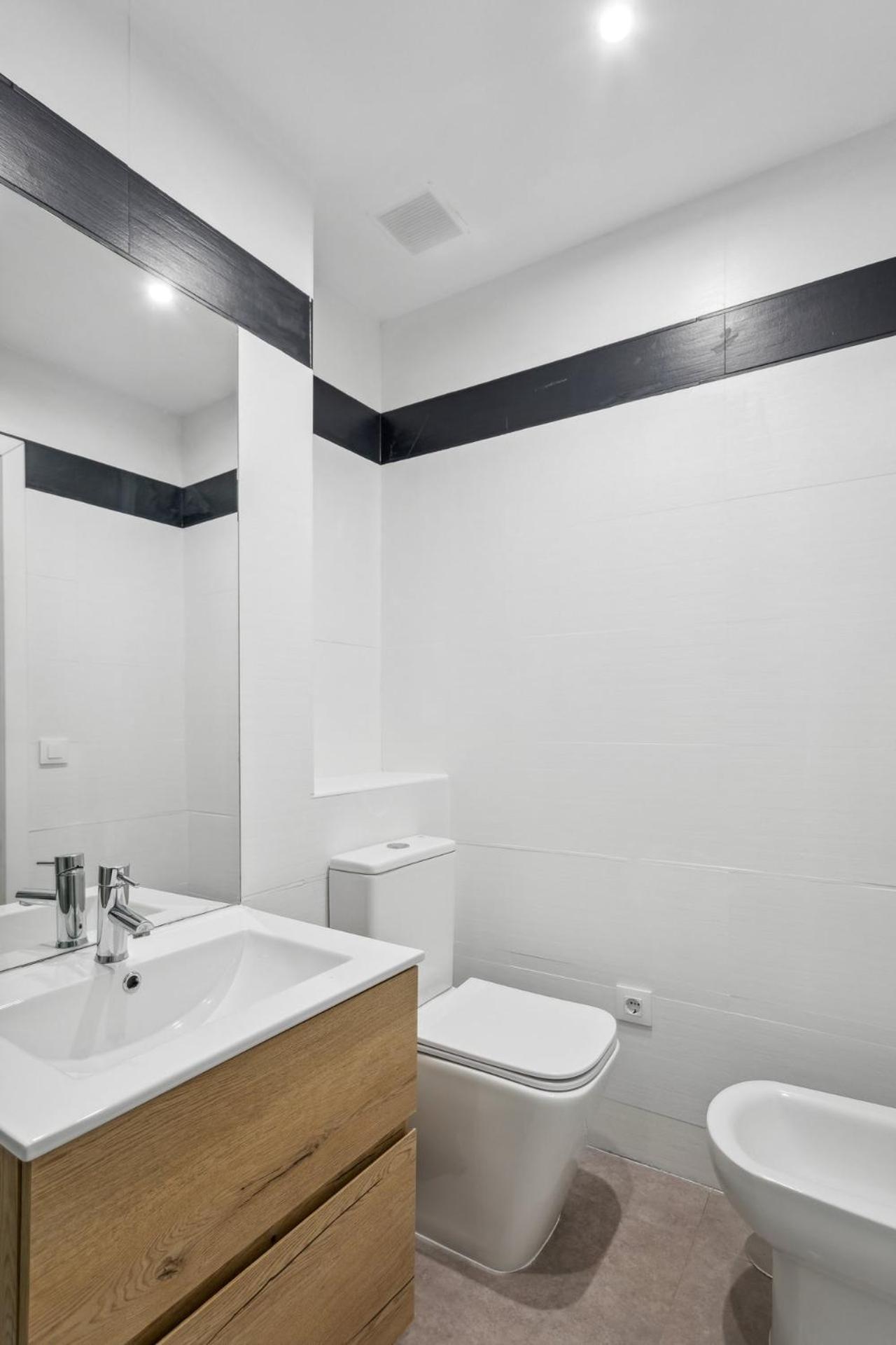 Limehome Calle De La Paloma Apartment Madrid
