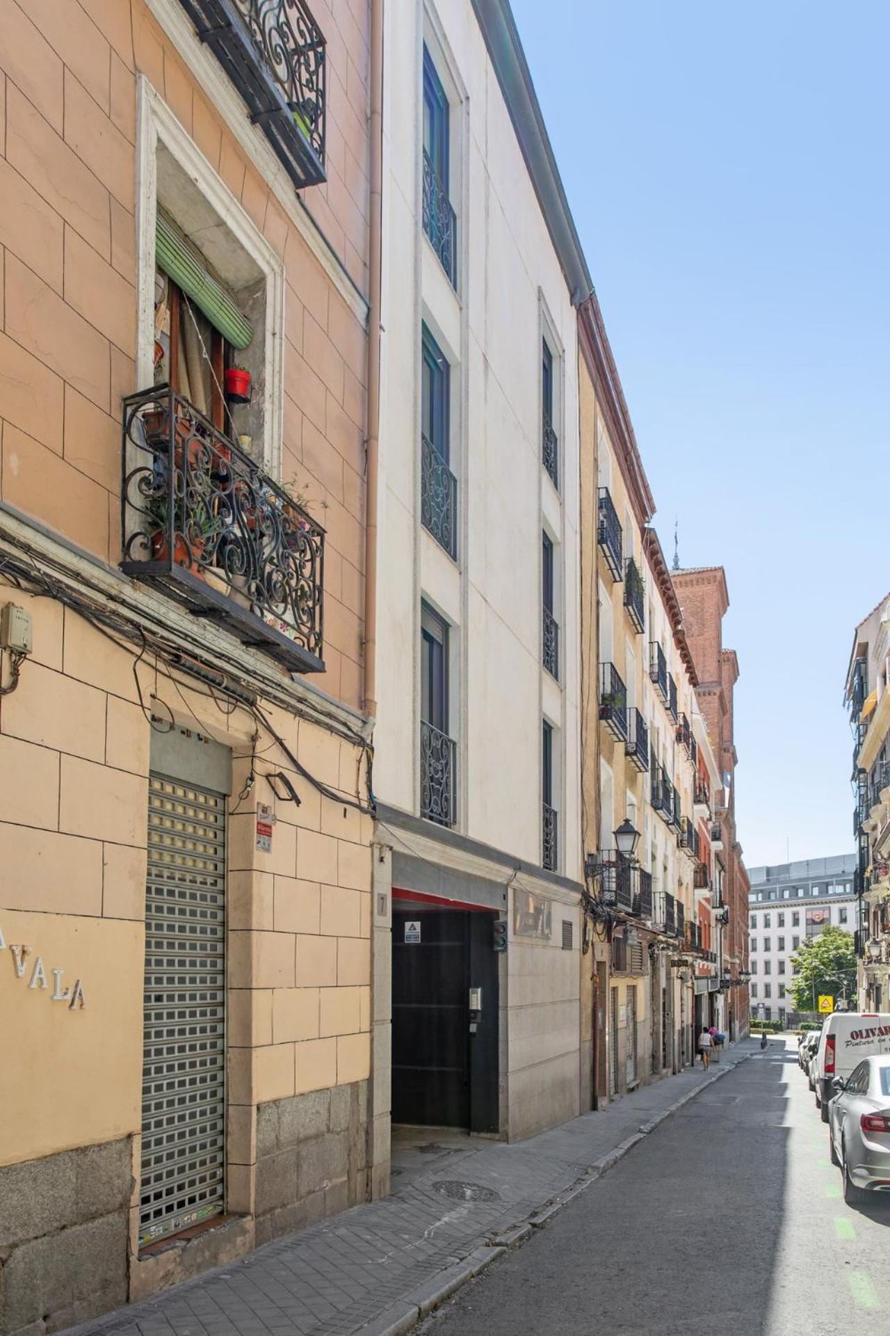Apartment Limehome Calle De La Paloma