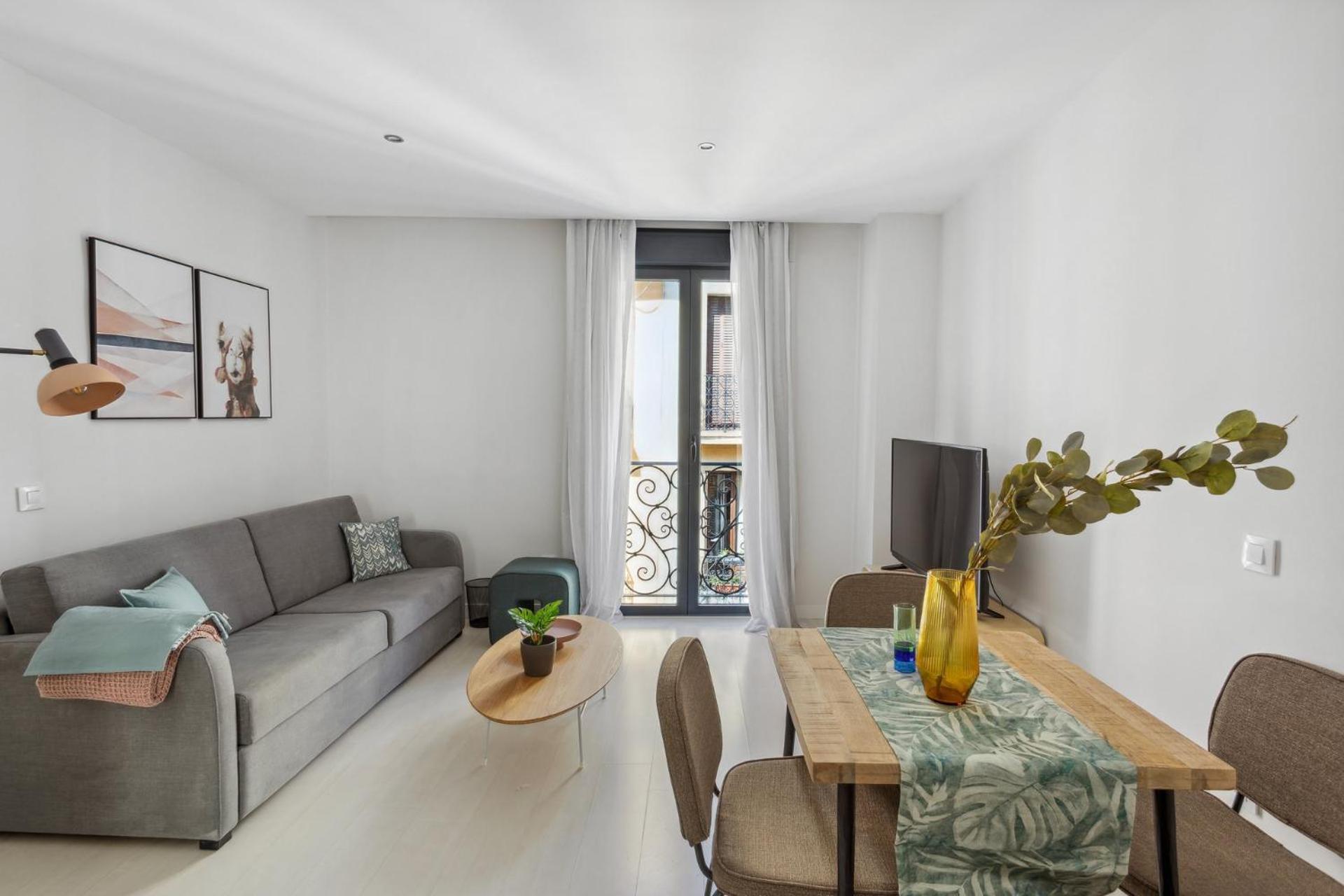 Limehome Calle De La Paloma * Madrid