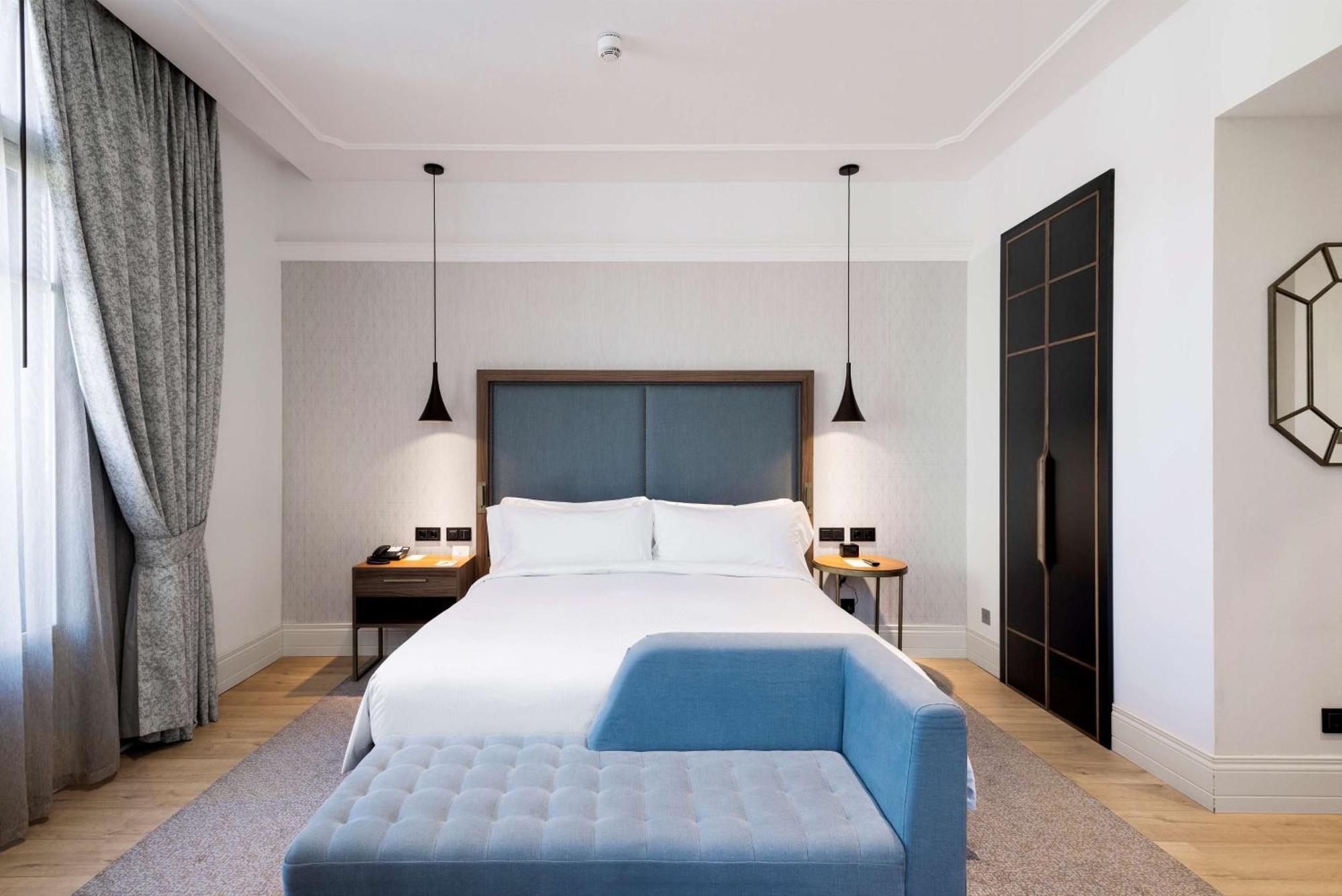 Hotel Doubletree By Hilton Madrid-prado Madrid