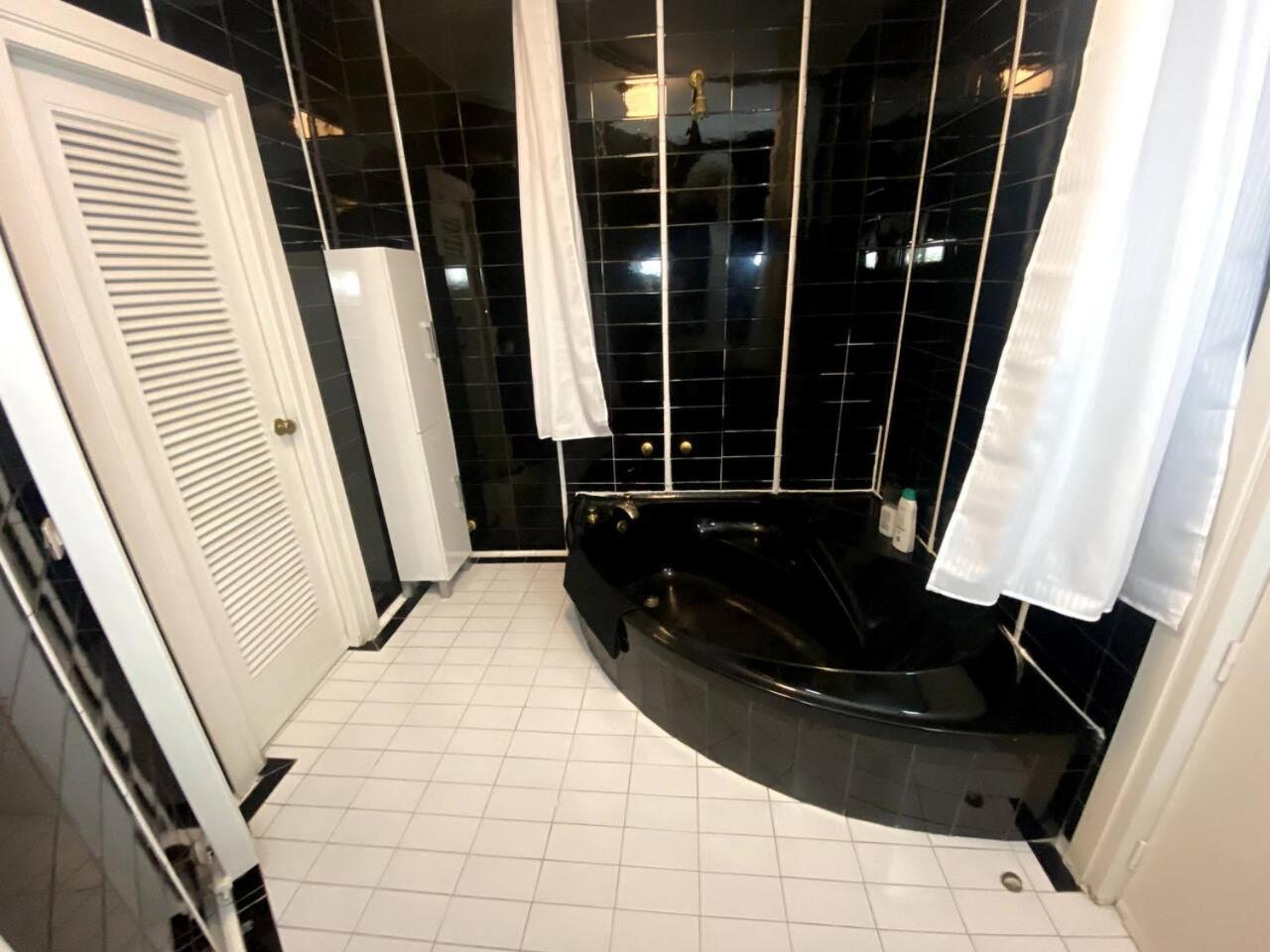 Amazing With Balconies To Plaza Mayor Apartment