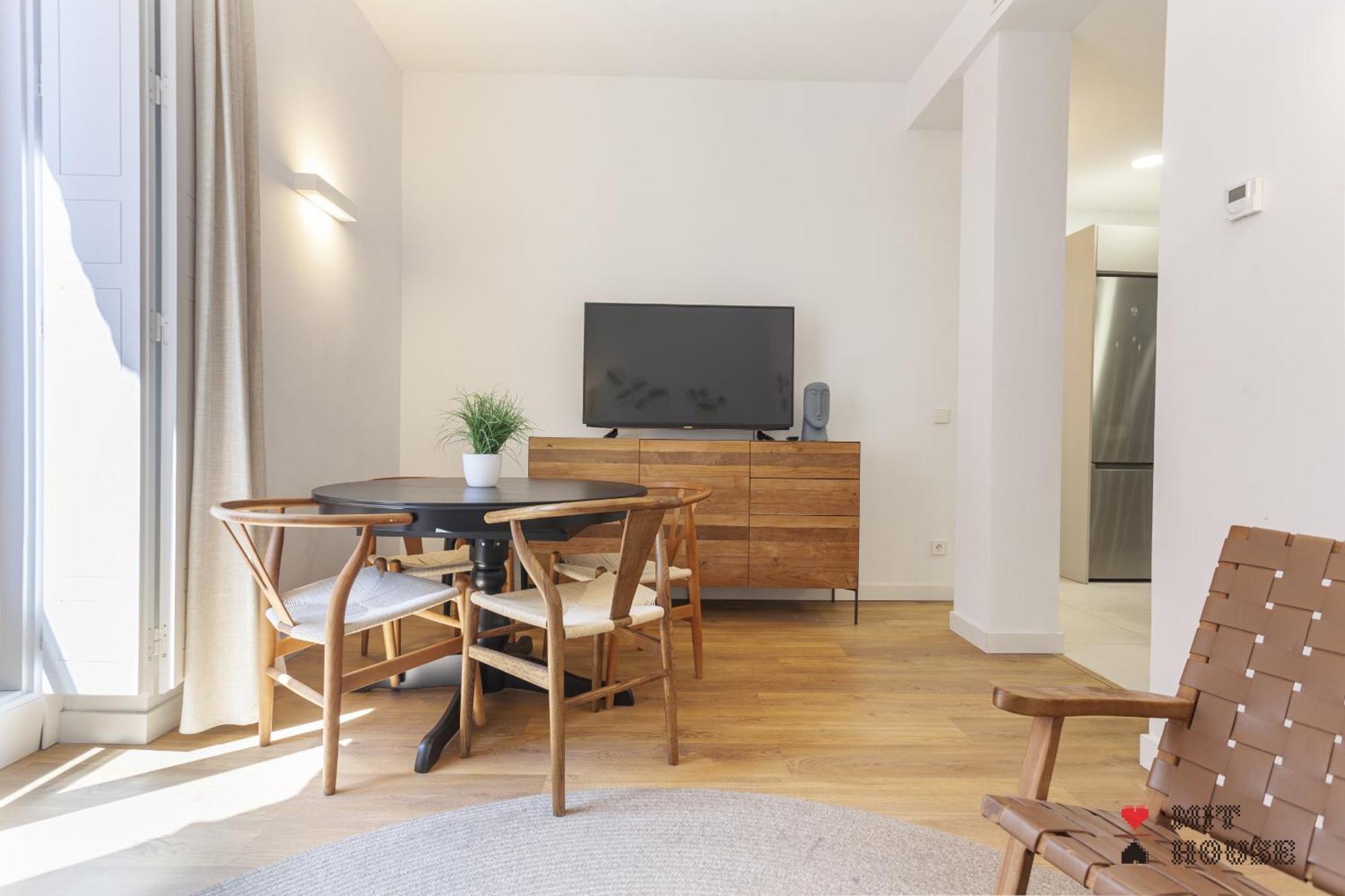 Mit House Bellas Artes En * Madrid
