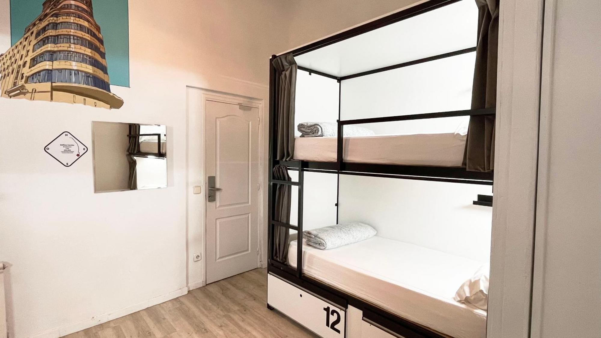 Way Hostel *