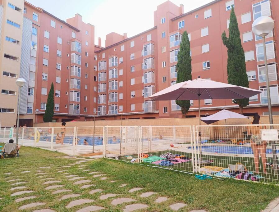 Atico Con Terraza, Parking Y Piscina Apartamento