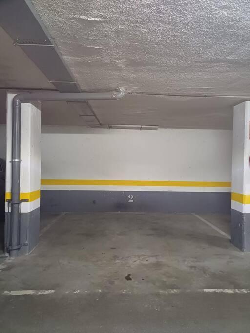 Apartamento Atico Con Terraza, Parking Y Piscina