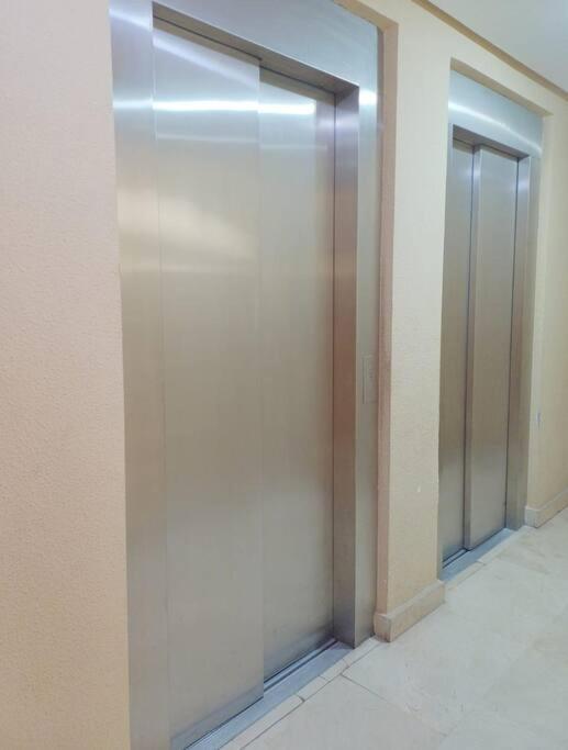 Atico Con Terraza, Parking Y Piscina Apartamento Madrid