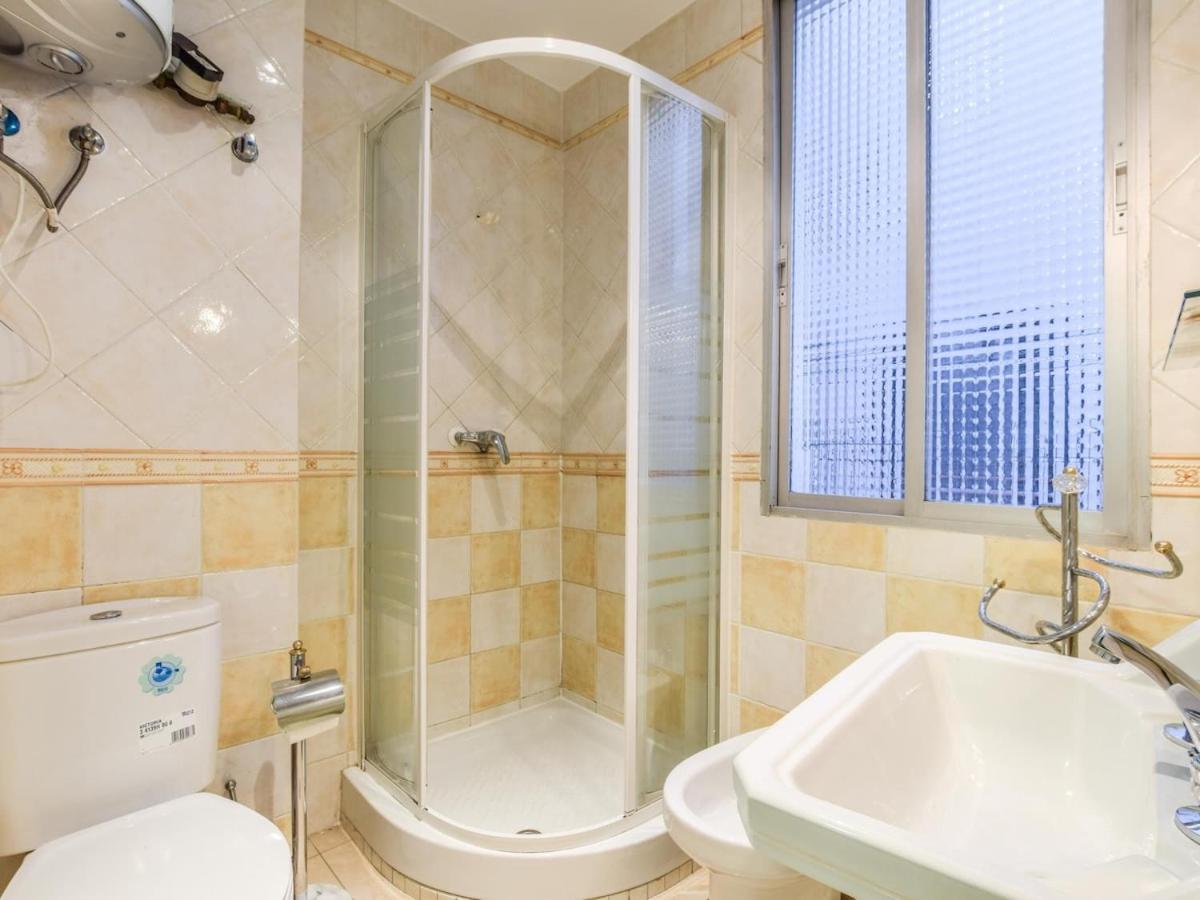 Apartamento 6 Personas En Plaza De Lavapies Apartamento Madrid