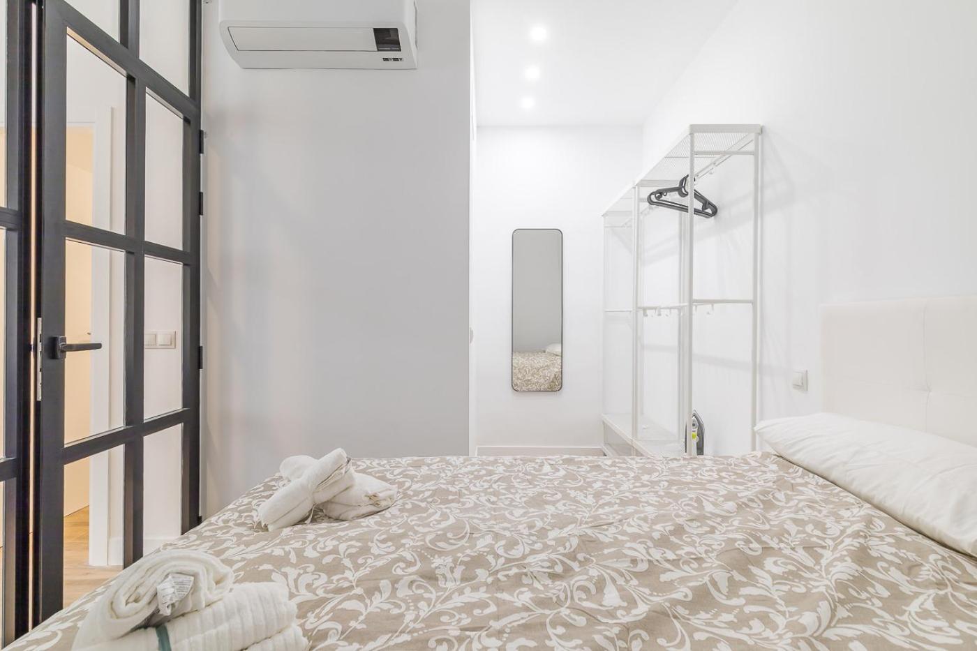 Arturo Soria Apartments1 *