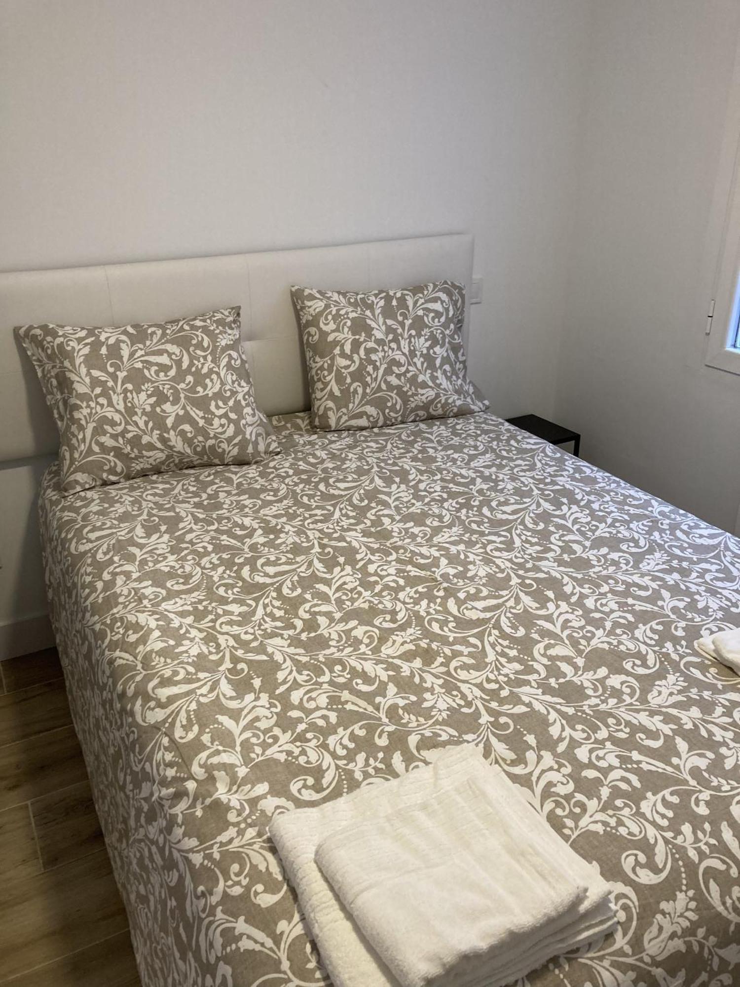 Plaza Castilla Apartment