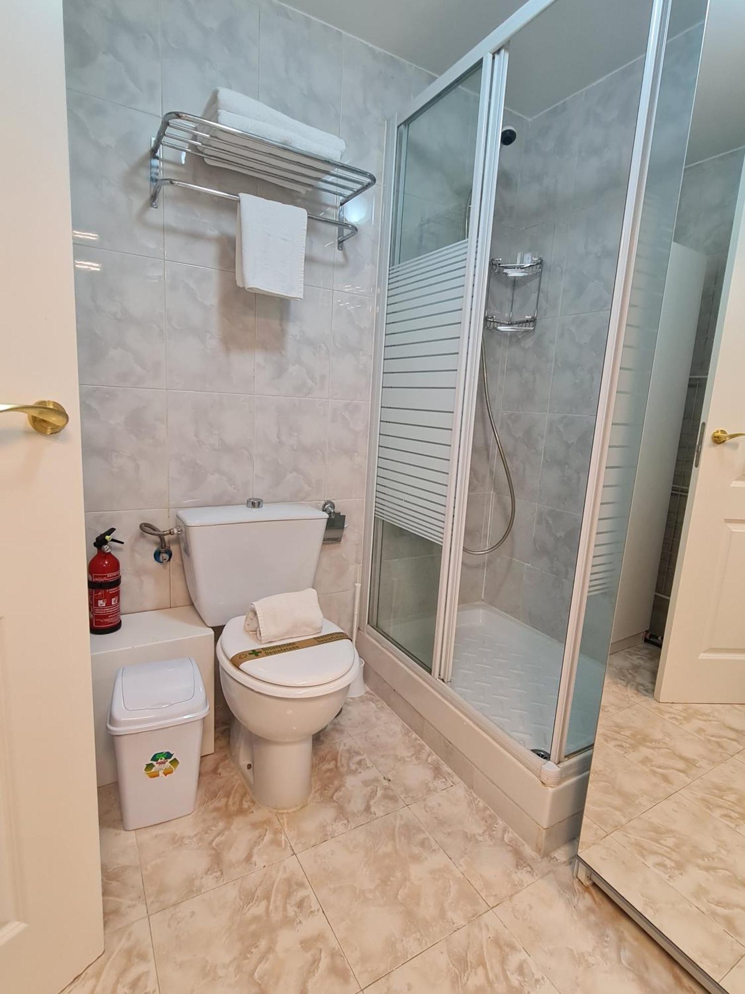 Apartamento Plaza Mostenses En Plaza Espana Madrid