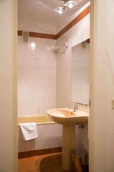 Solfai Vacacional 27 * Madrid