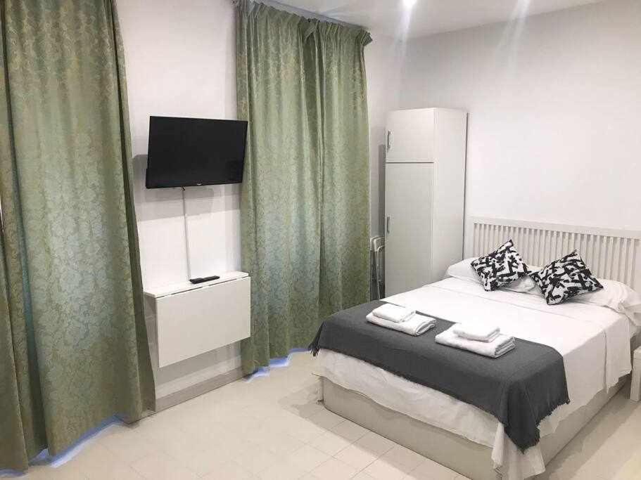 Apartamento Un Genial Estudio En El Barrio Cortes *