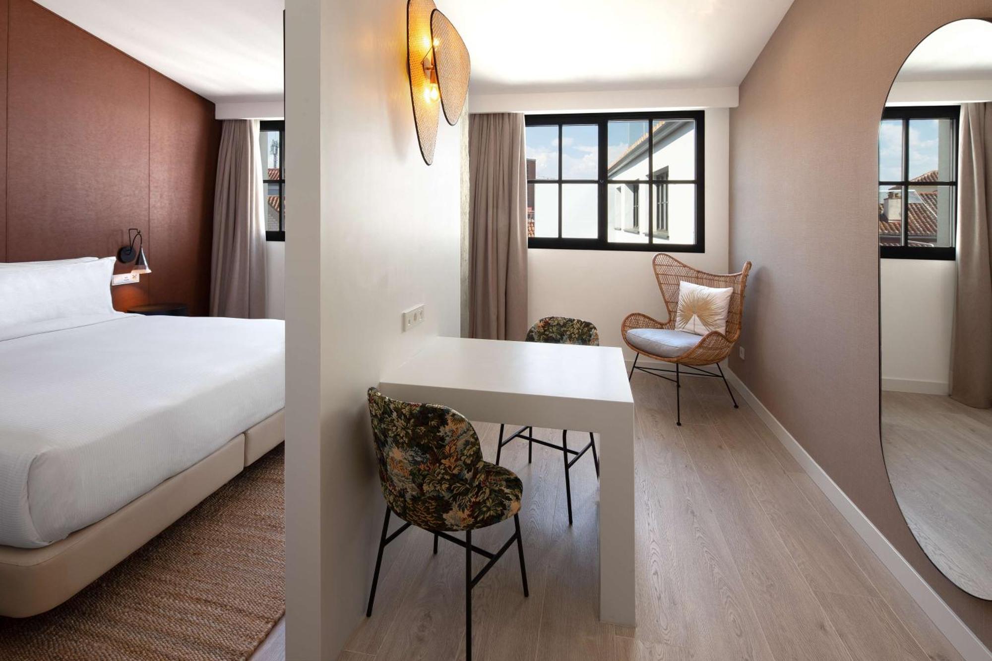 Atocha Madrid, Tapestry Collection By Hilton Hotel 4*