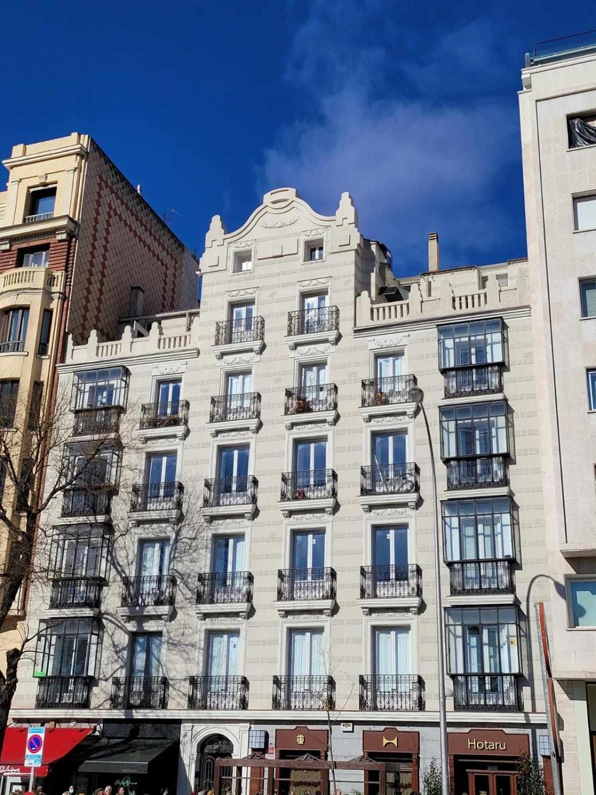 Estudio Con Vistas Alcalaretiro Madrid