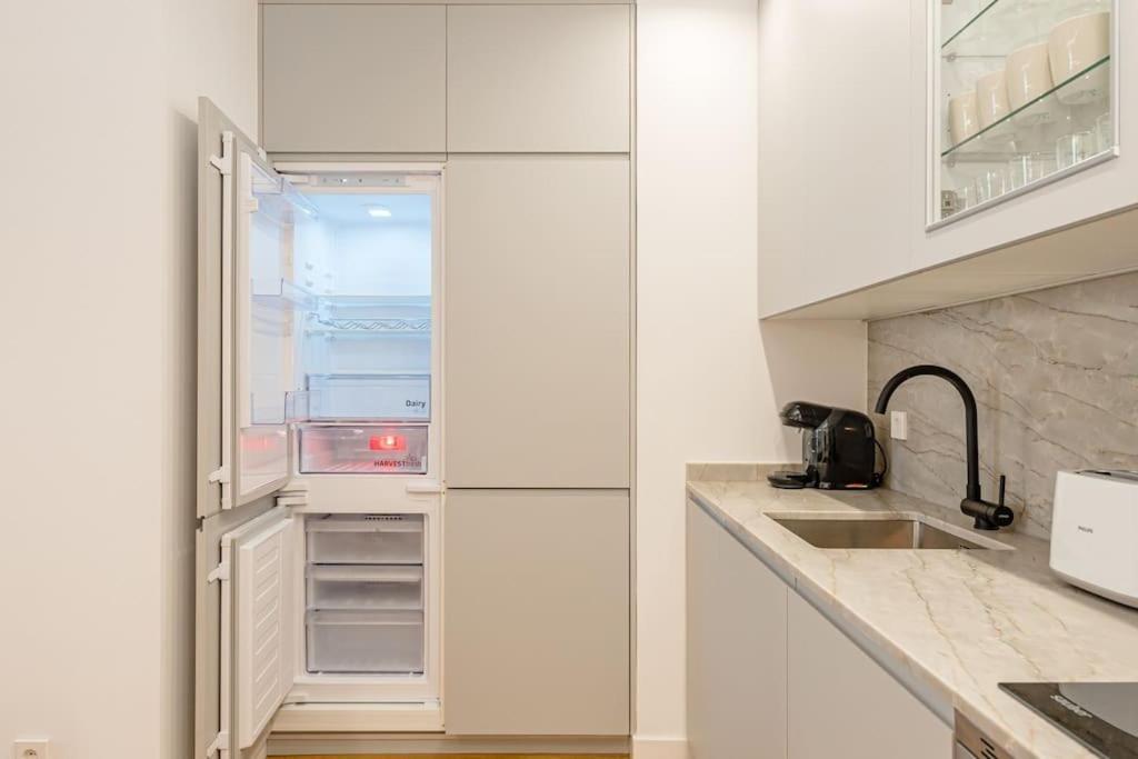 Apartamento Gran Via Vi Calle Jacometrezo 2br 2bh *