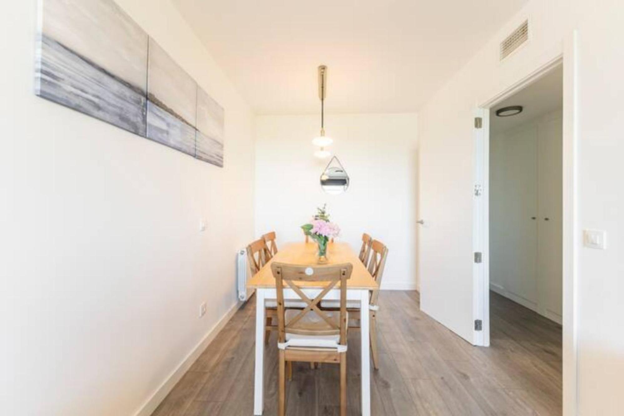 Apartamento Piso Climatizado Y Parking