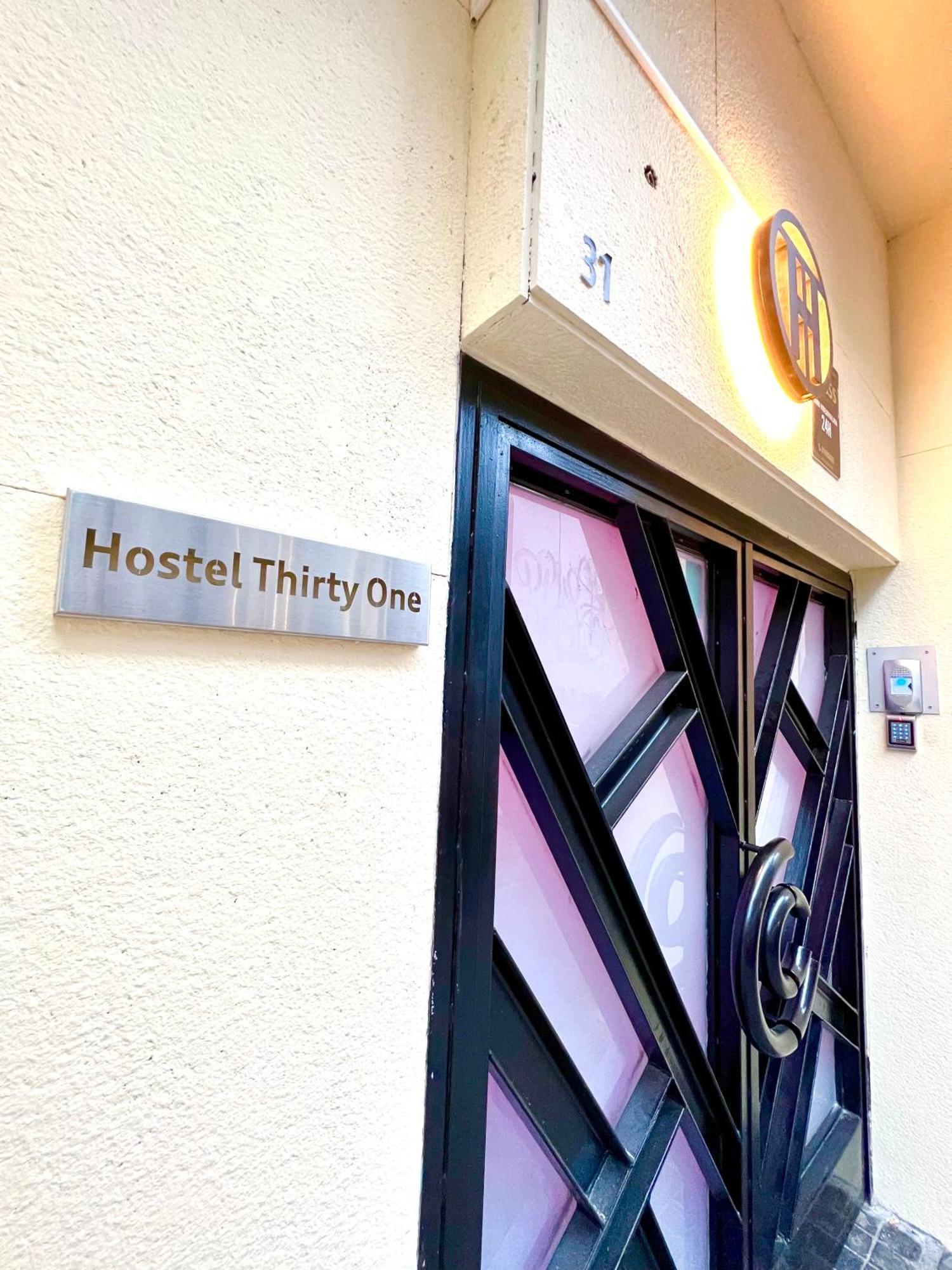 Thirty One Hostal *