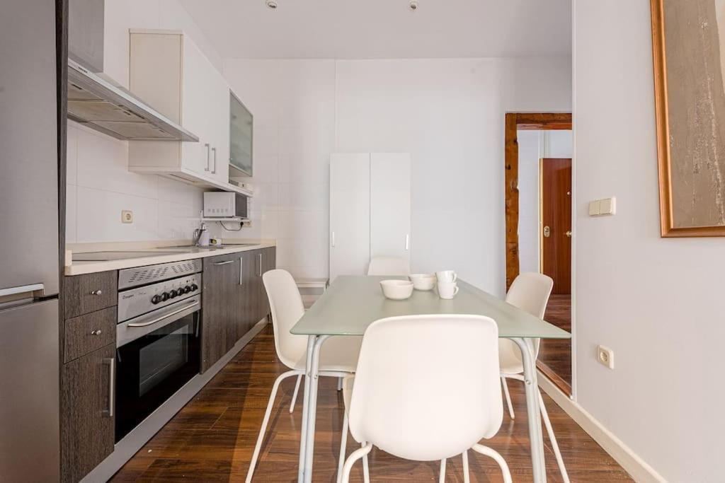 Flat Next To The Paseo Del Prado With Balcony - A5 Apartamento Madrid