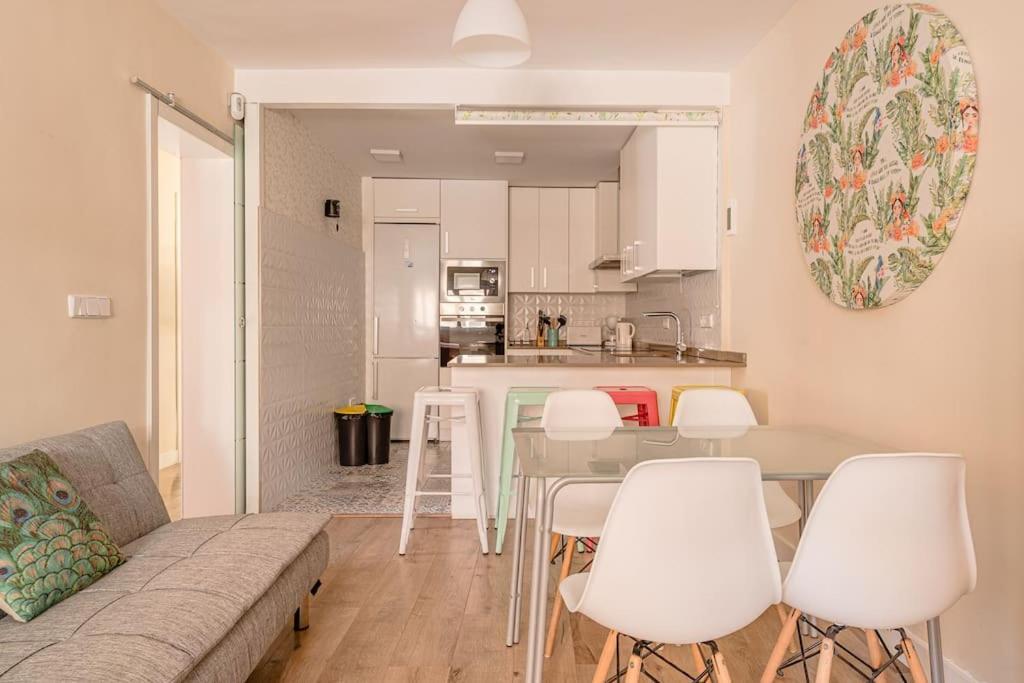 Luminous For 7 Pax In Tetuan - Pb
