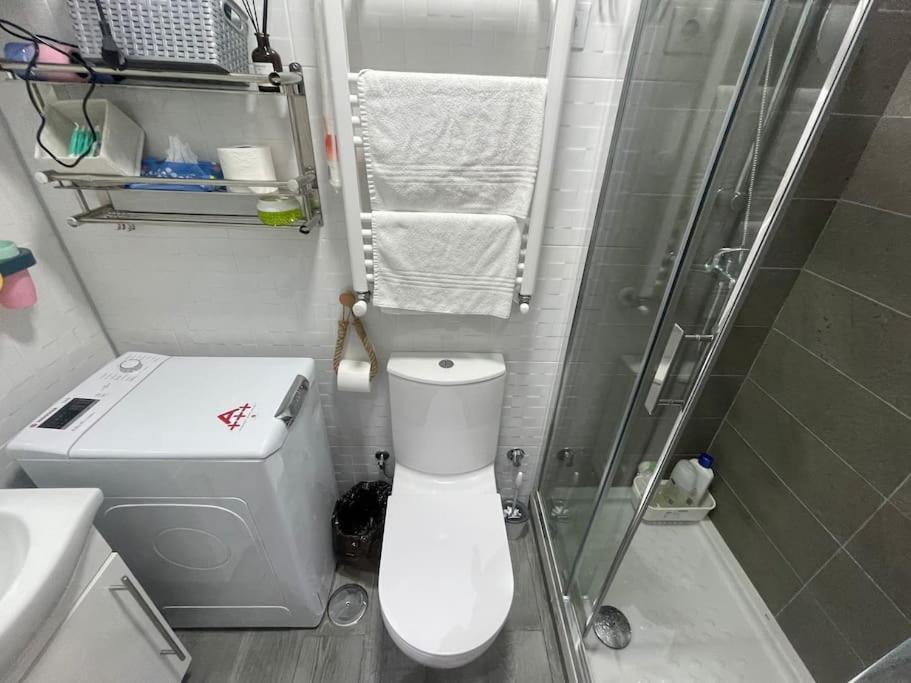 Acogedor Estudio D Junto A Metro