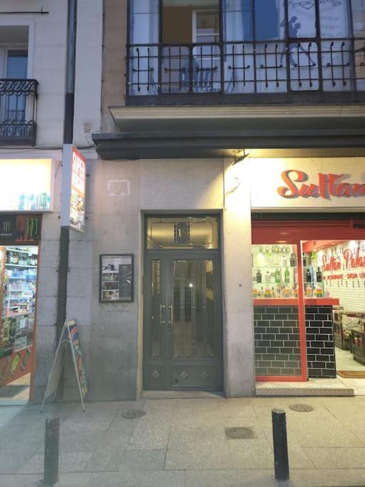 En Centro De Chueca, Gran Via Apartamento *