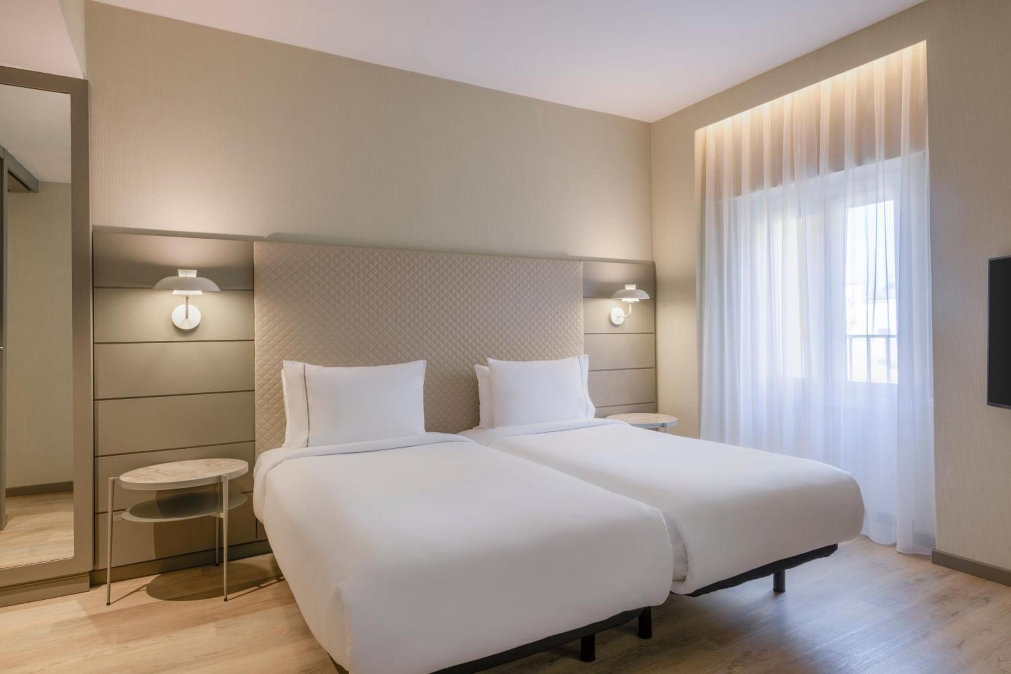 Ac Carlton Hotel