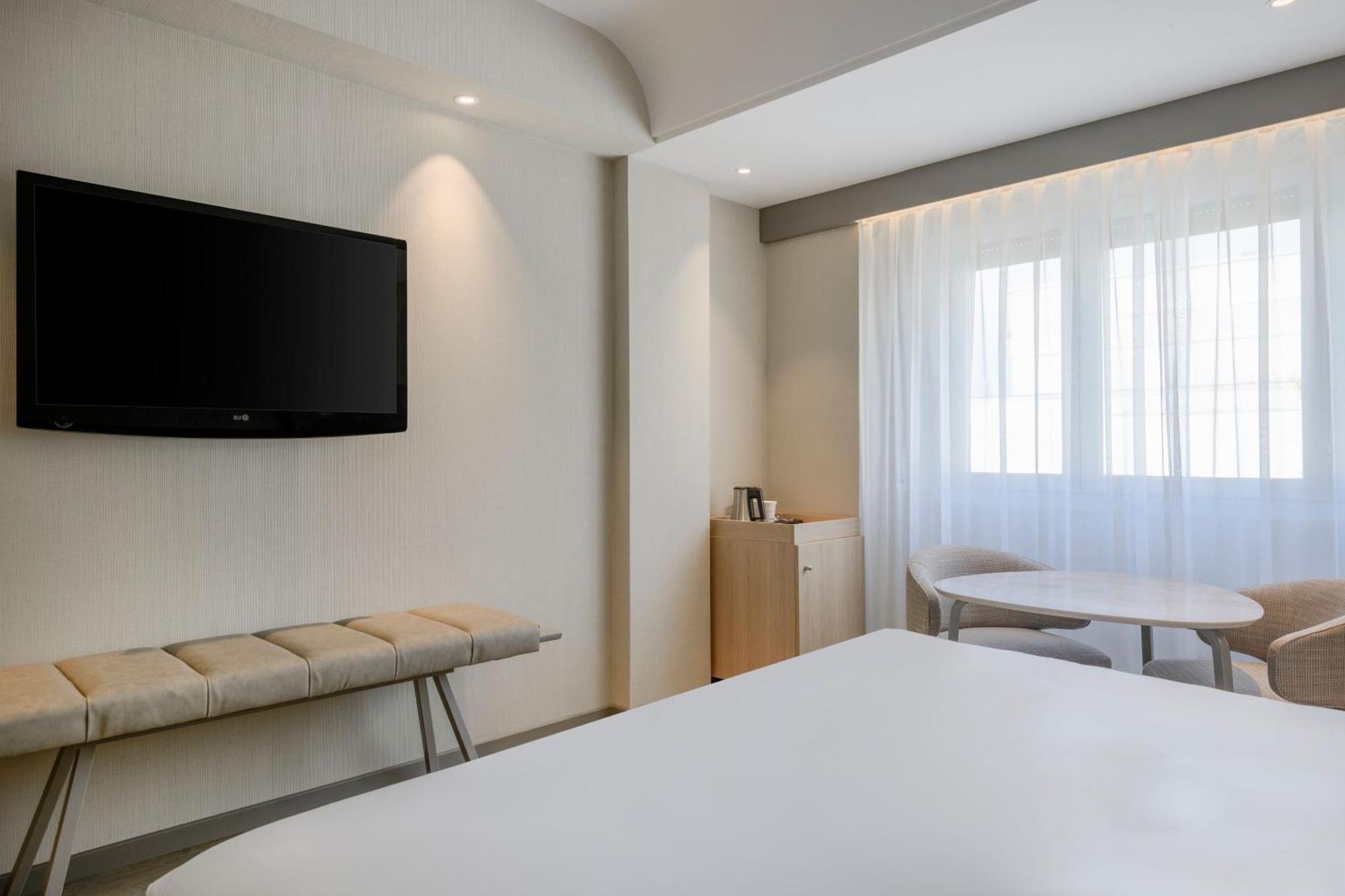 Ac Carlton Hotel 4*