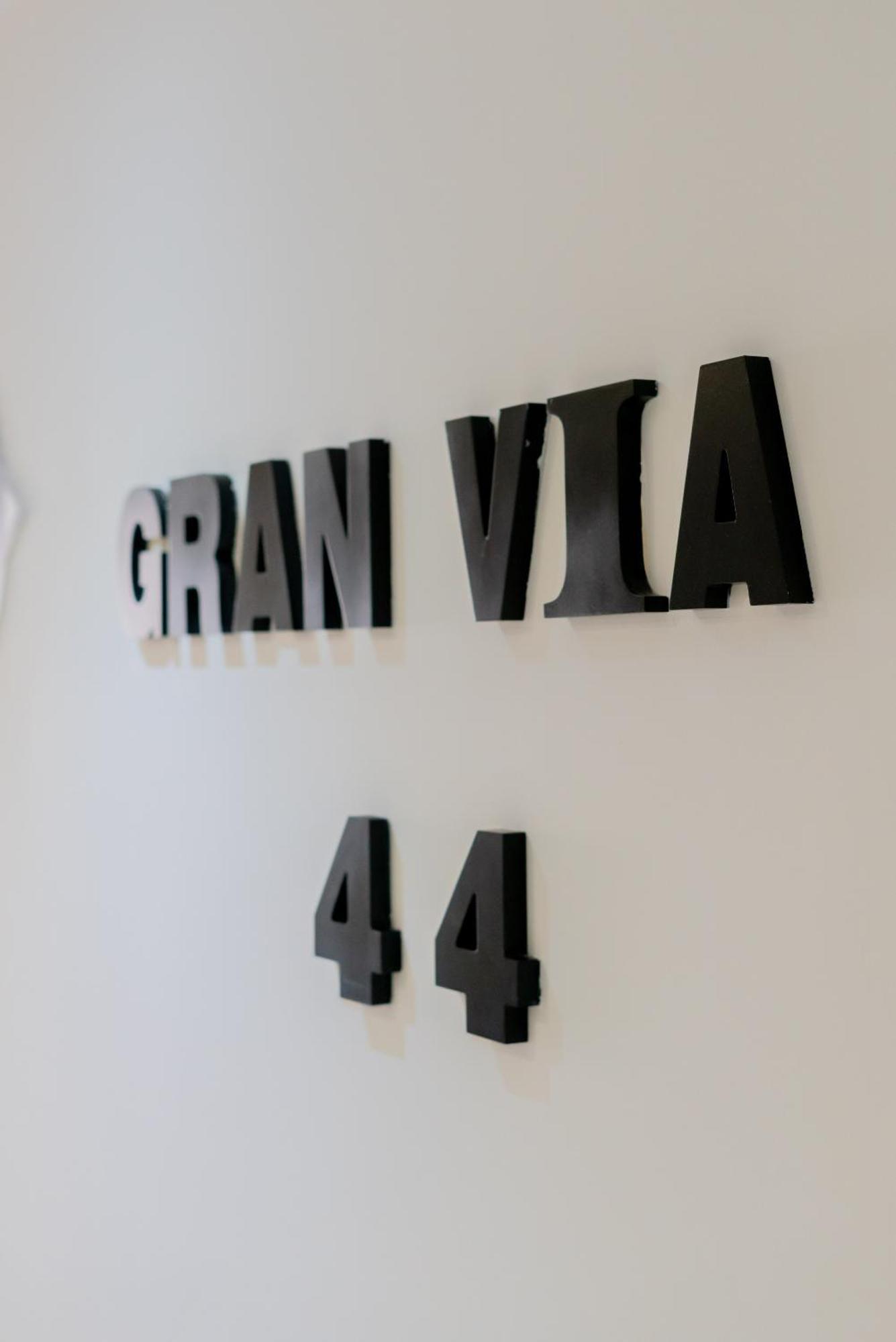 Gran Via 44 Hostal