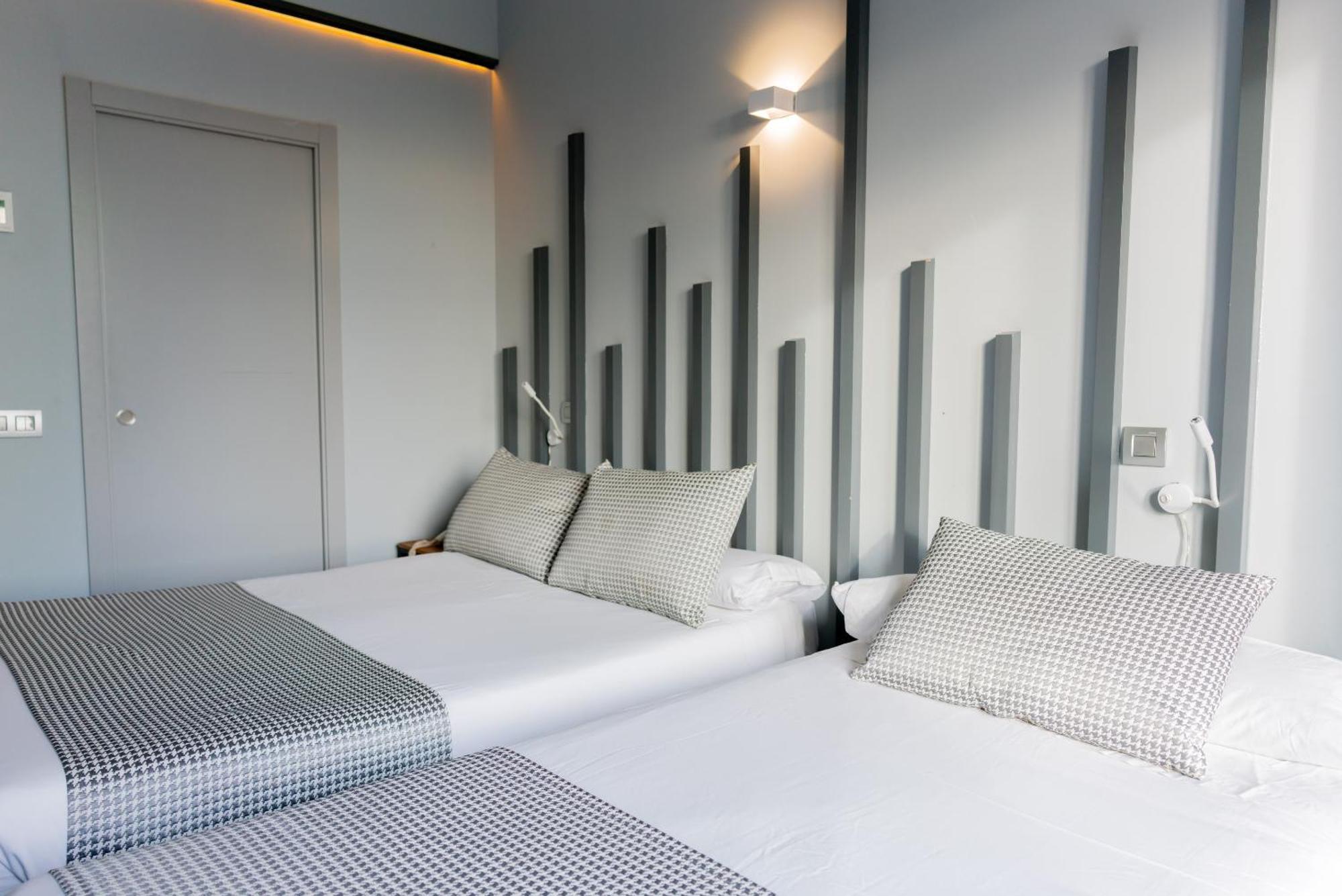 Carmen-gran Via Hostal *