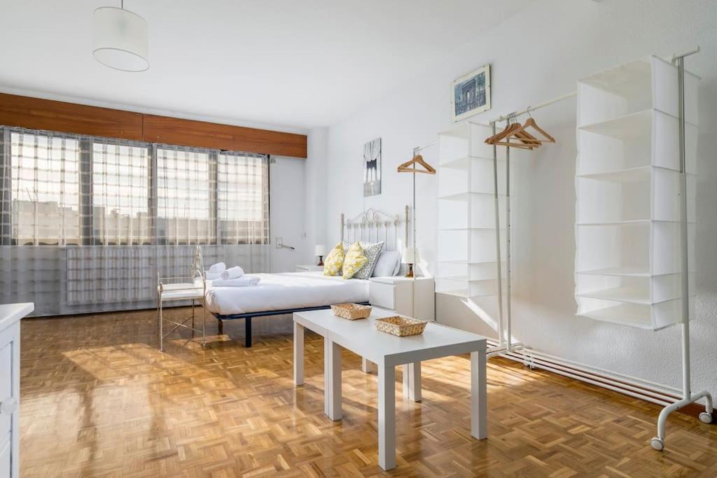 Apartamento Vintage On Plaza Castilla, Madrid