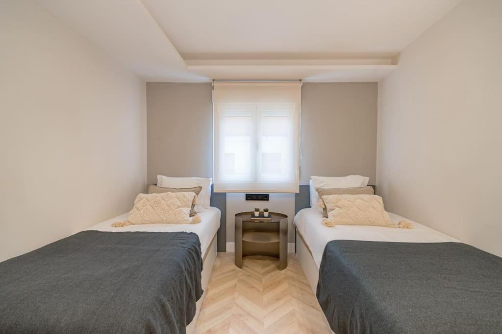 Apartamento Puerta Del Sol 3br 3bh Madrid