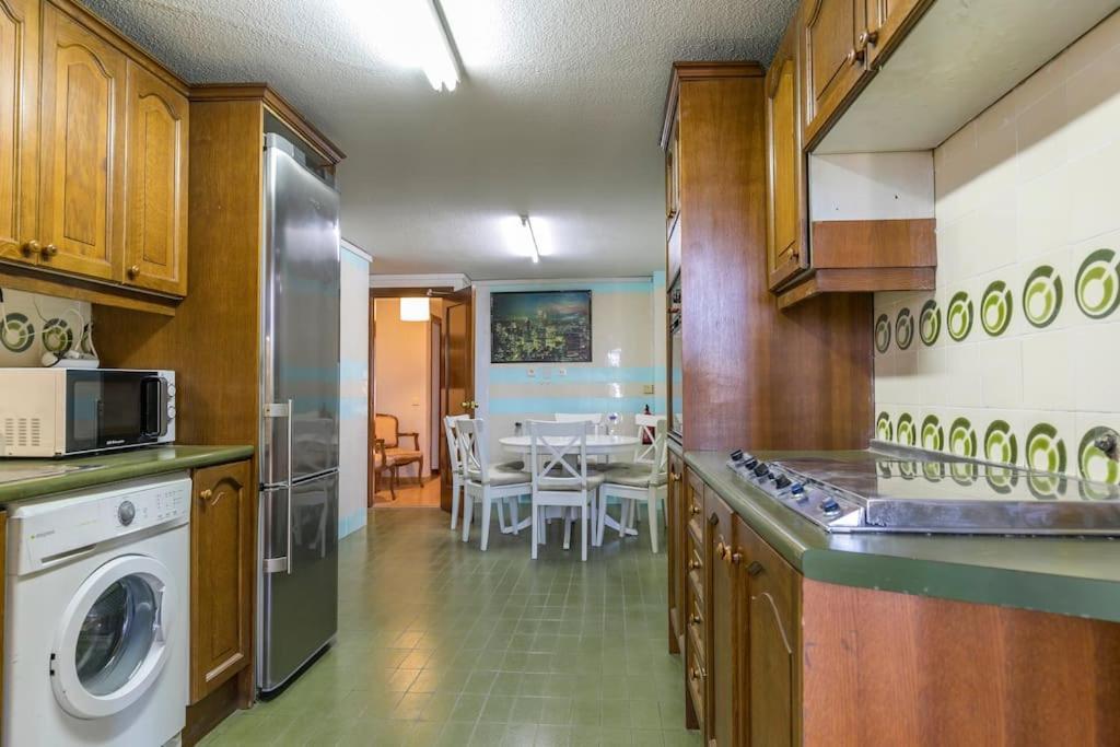 Vintage On Plaza Castilla, Apartamento