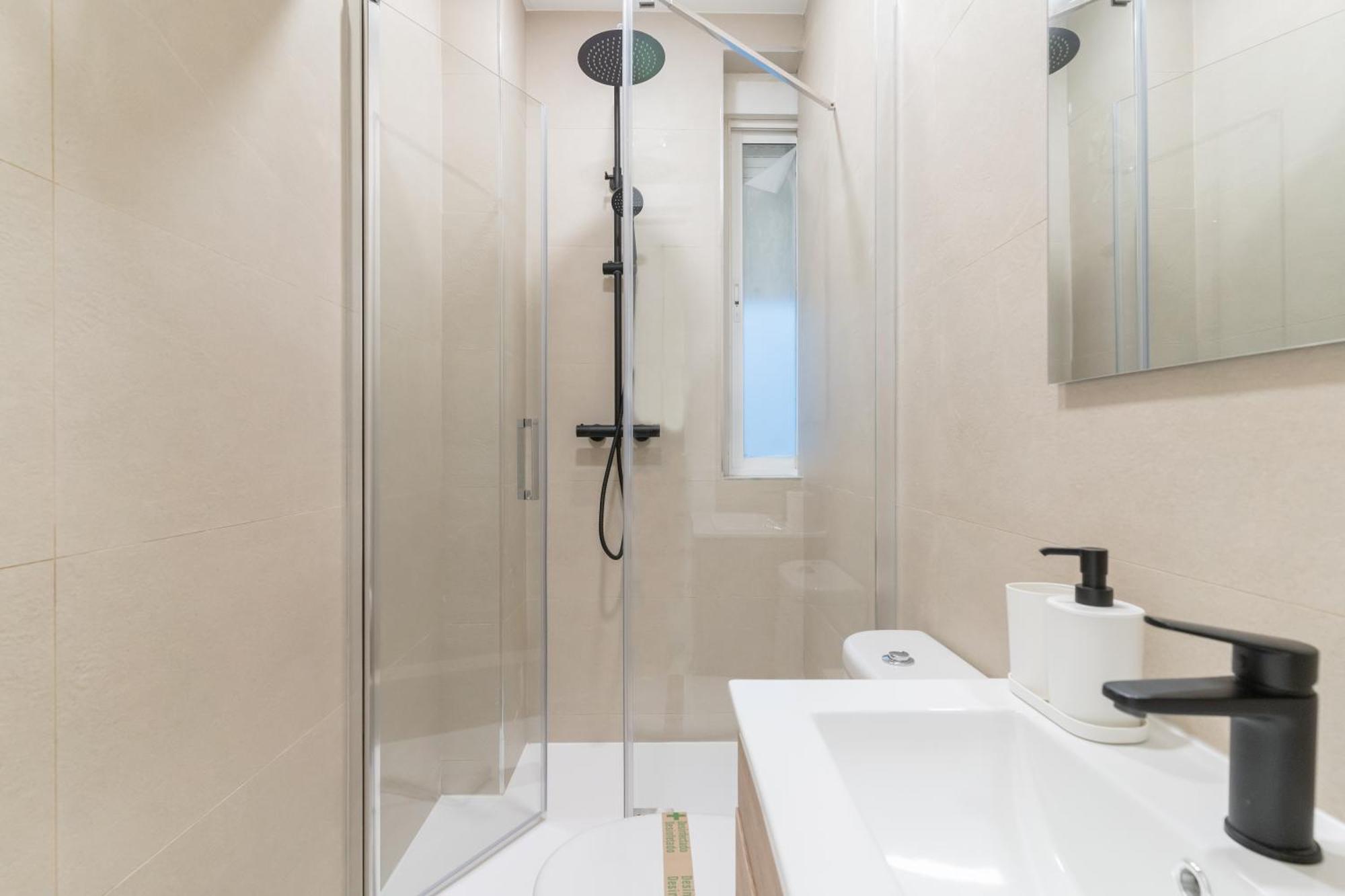 Modern And Cozy-1bedroom 1bathroom-azca Apartamento *